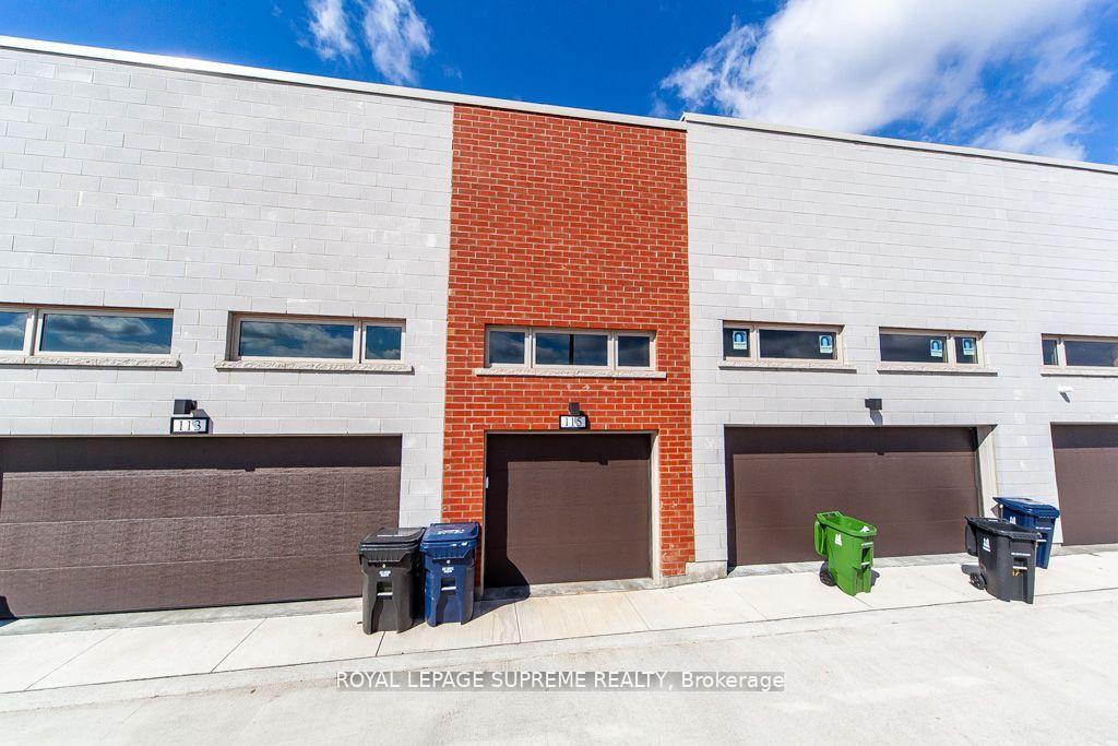 115 William Duncan Road, Toronto W05