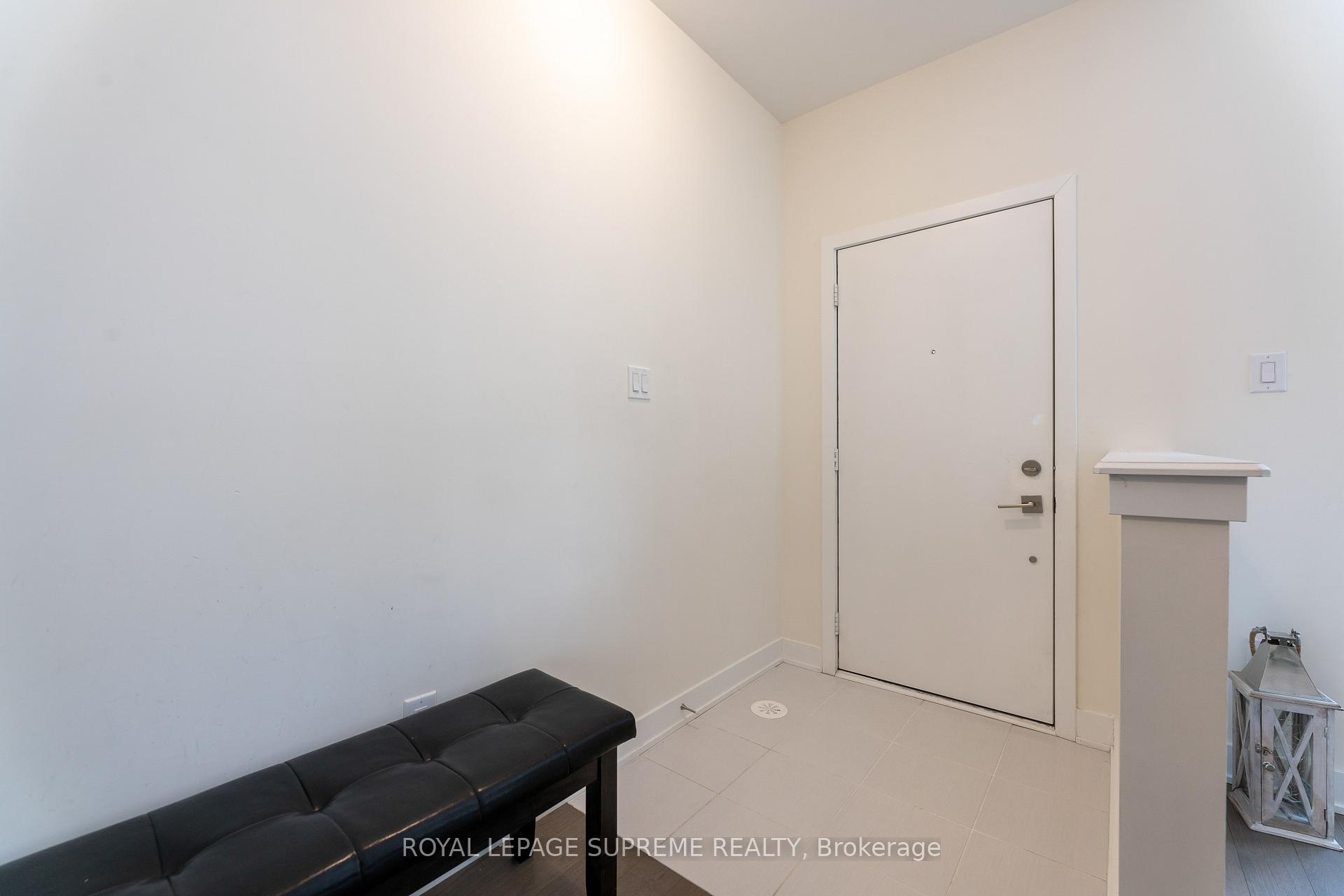 115 William Duncan Road, Toronto W05