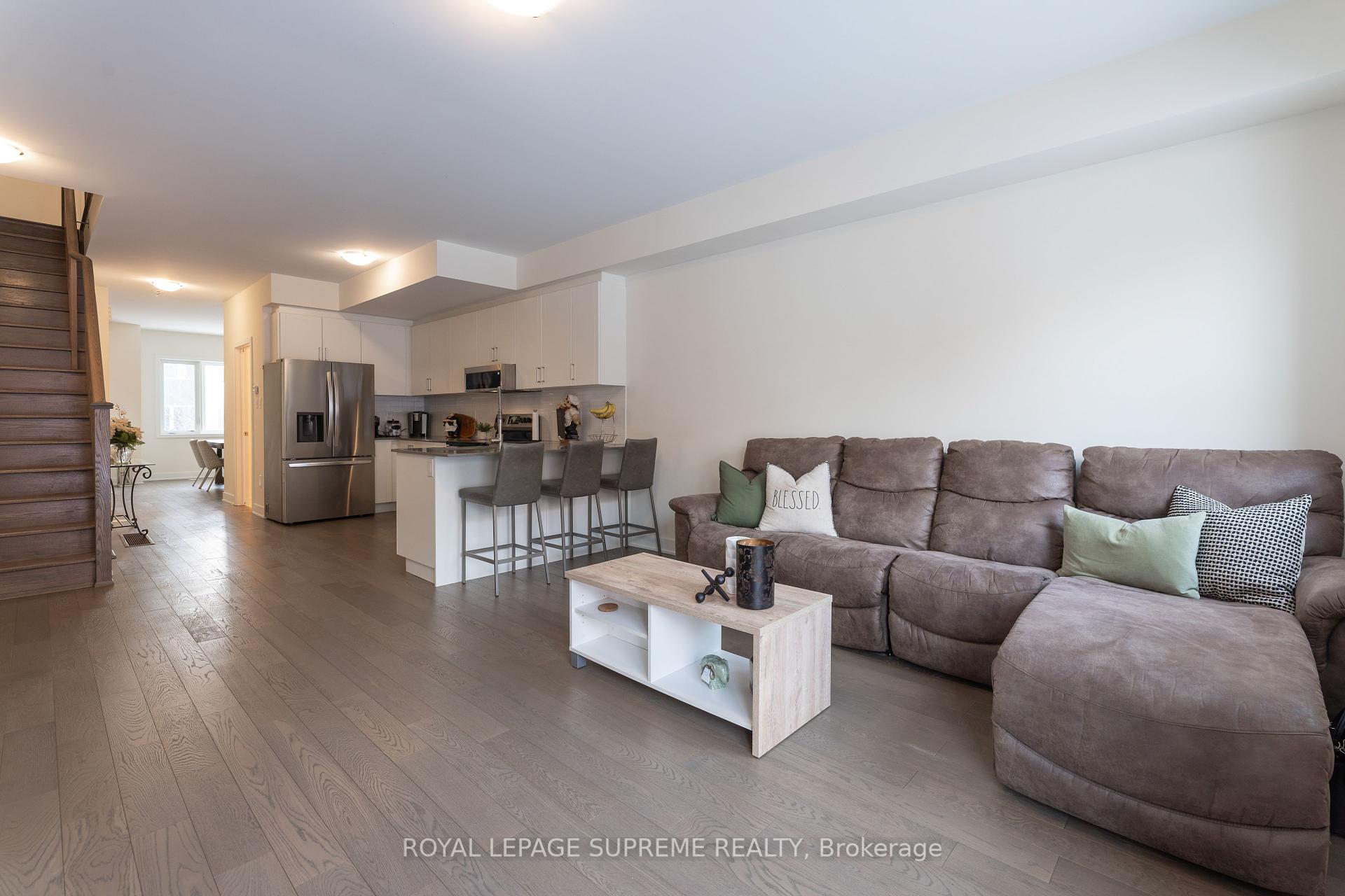 115 William Duncan Road, Toronto W05