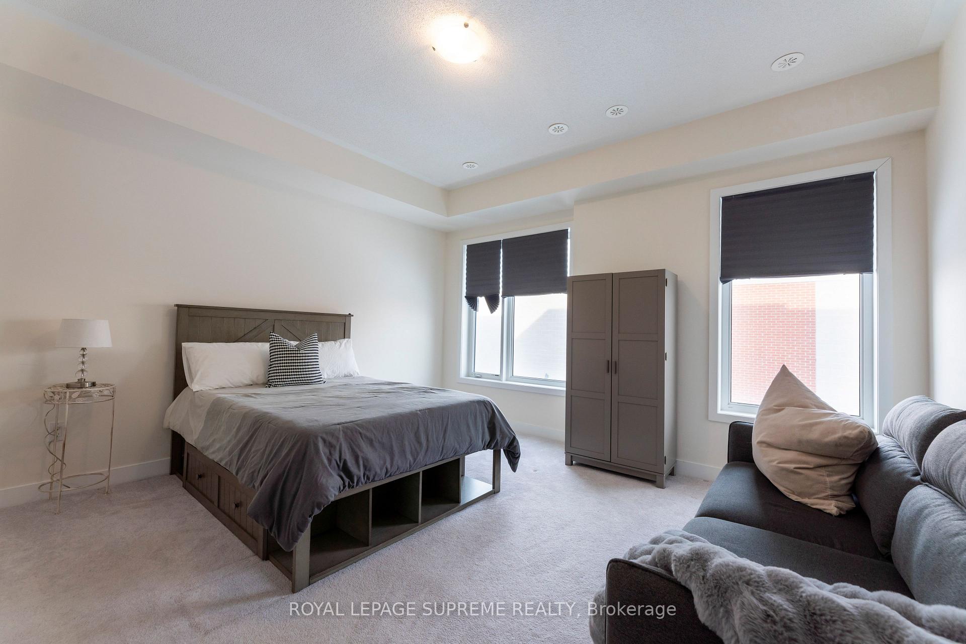 115 William Duncan Road, Toronto W05