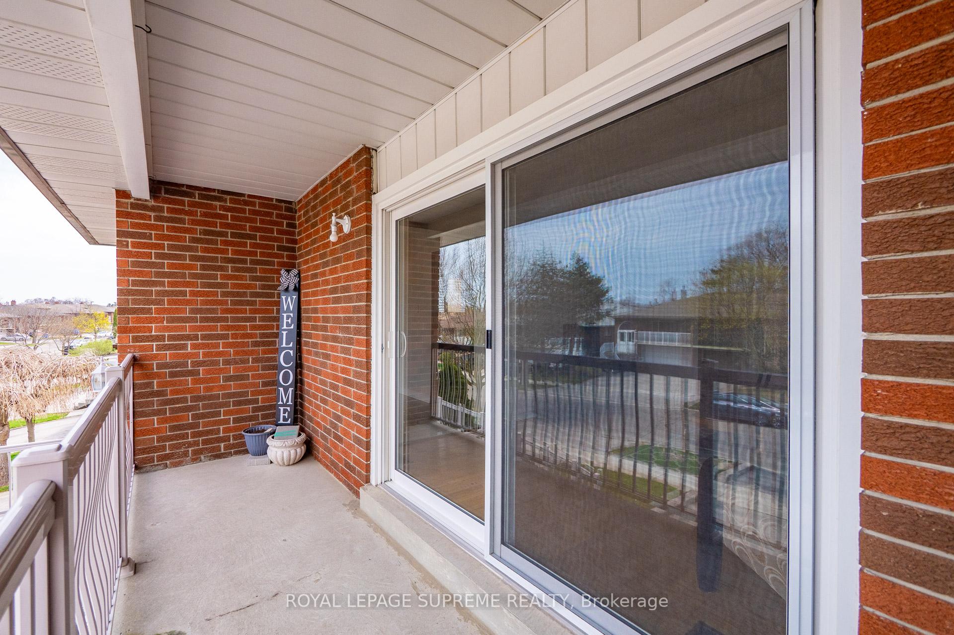 28 Clubhouse Court, Toronto W05