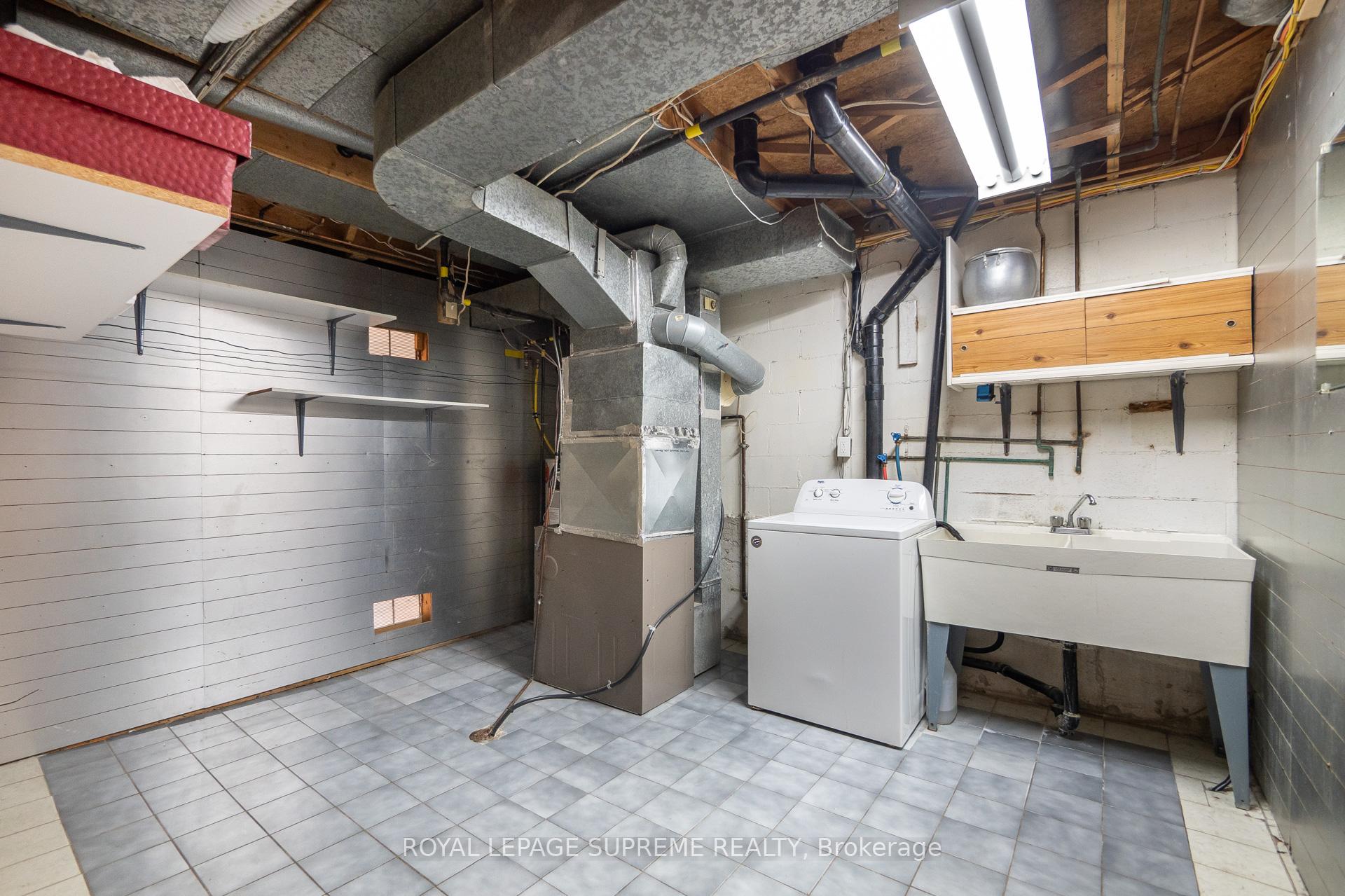28 Clubhouse Court, Toronto W05