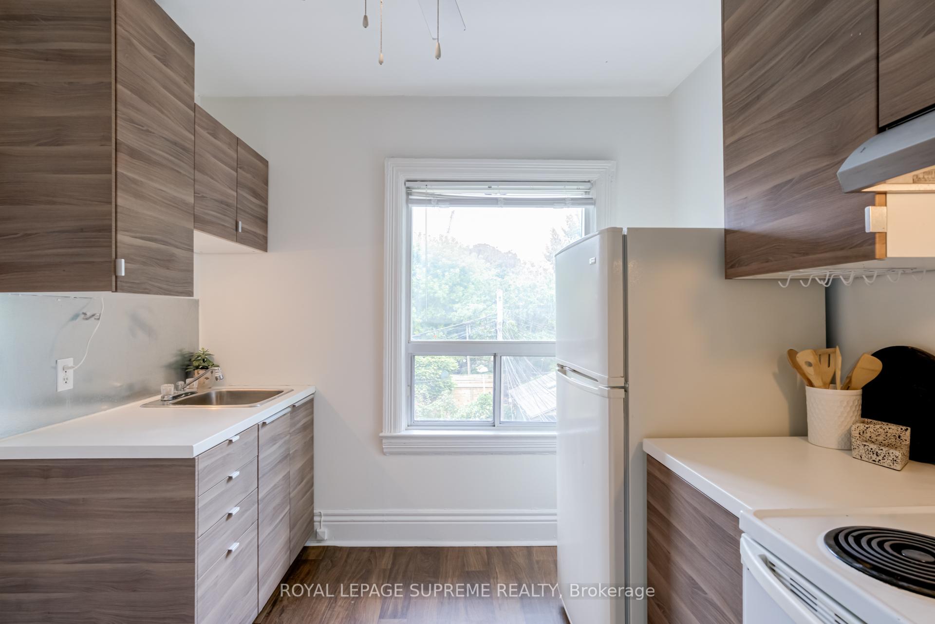 443 Pacific Avenue, Toronto W02