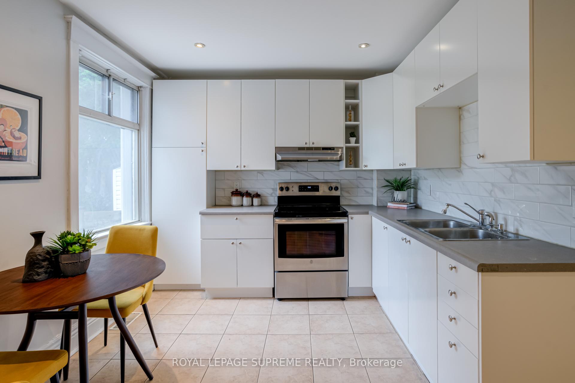 443 Pacific Avenue, Toronto W02