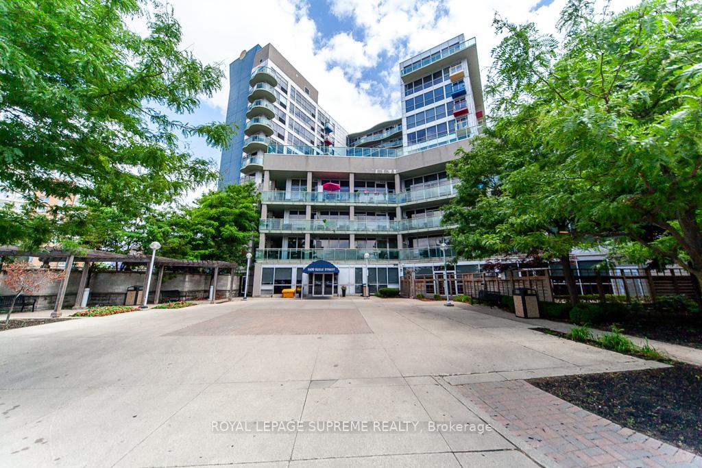 1600 Keele Street 202, Toronto W03 Unit: 202
