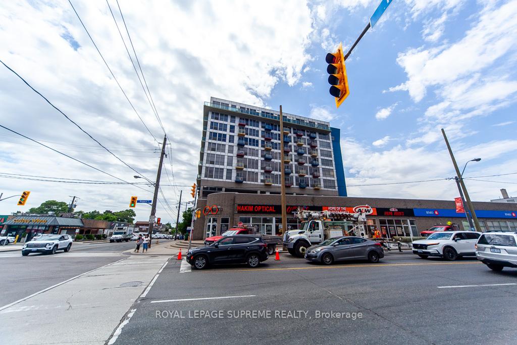 1600 Keele Street 202, Toronto W03 Unit: 202