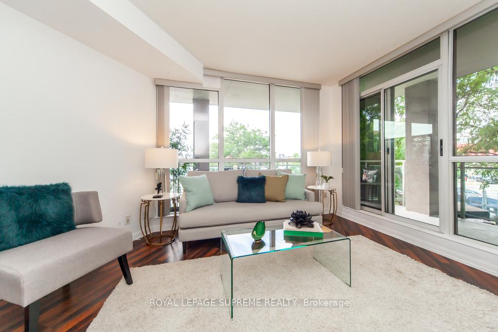 1600 Keele Street 202, Toronto W03 Unit: 202