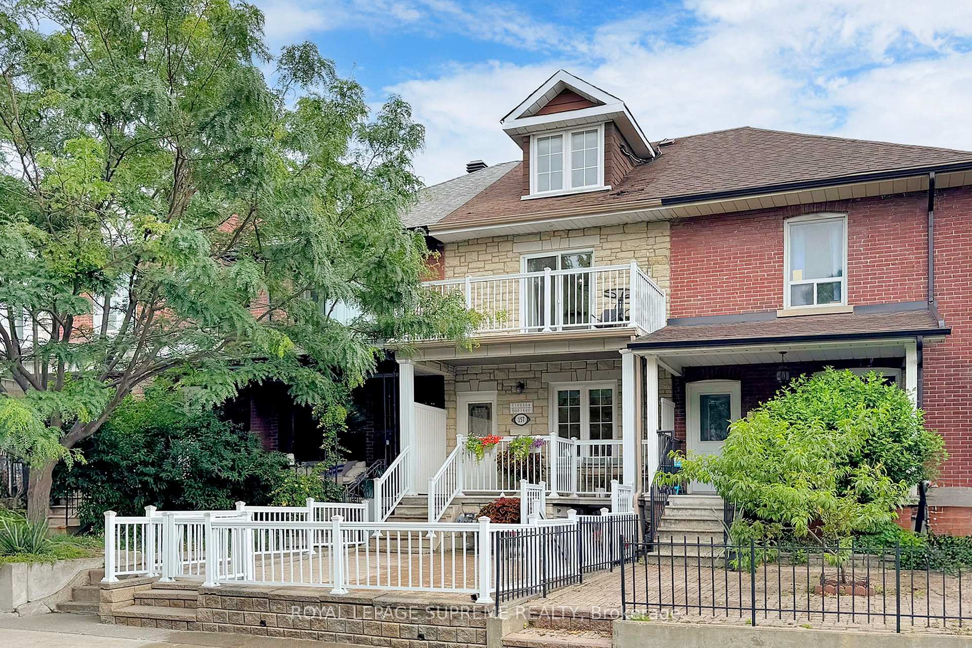 157 Emerson Avenue, Toronto W02