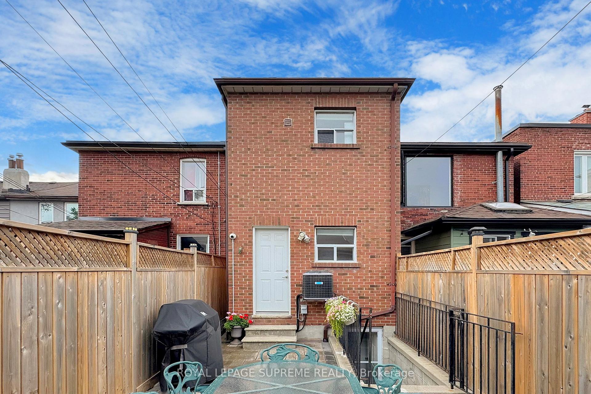 157 Emerson Avenue, Toronto W02
