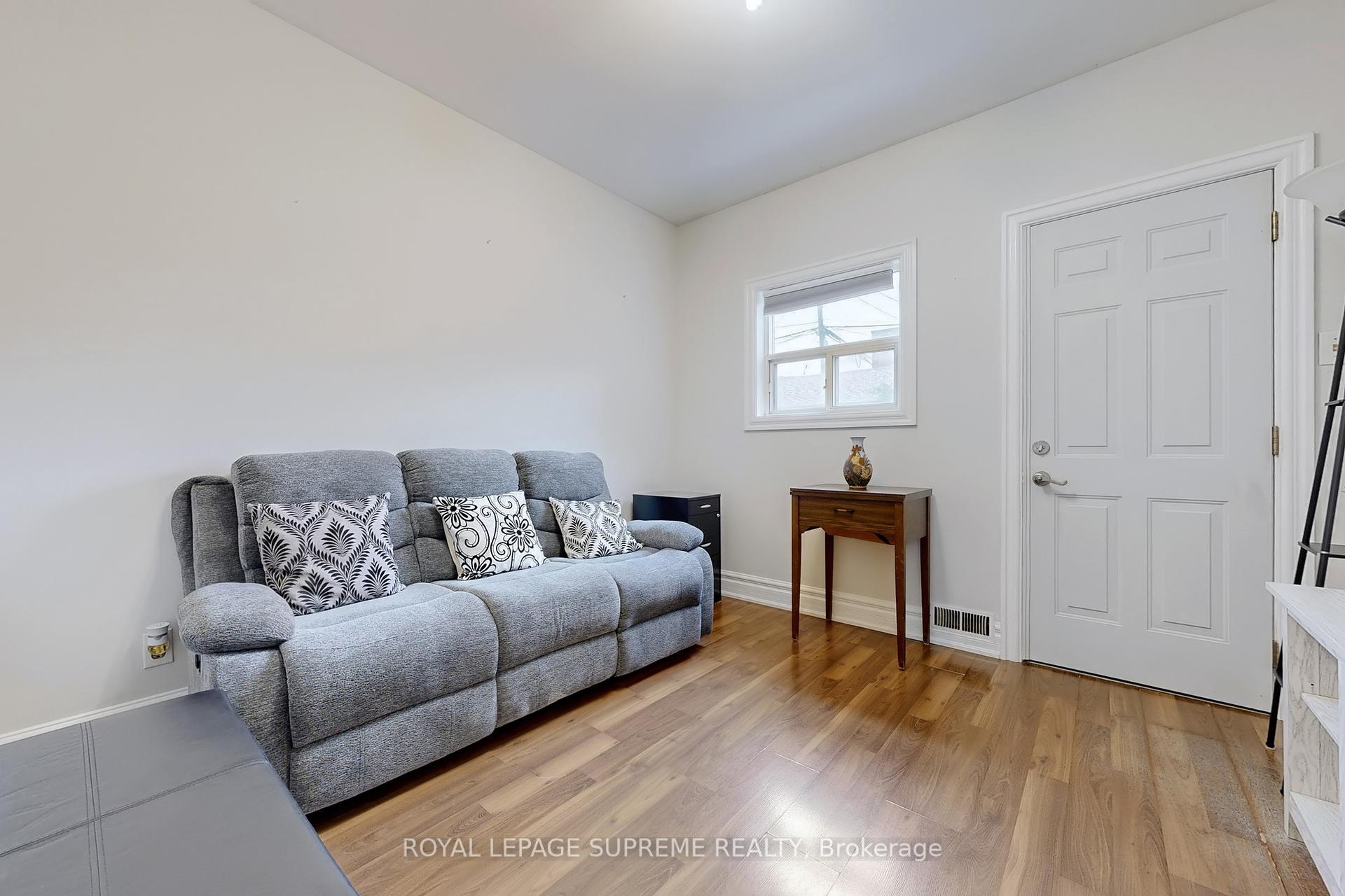 157 Emerson Avenue, Toronto W02