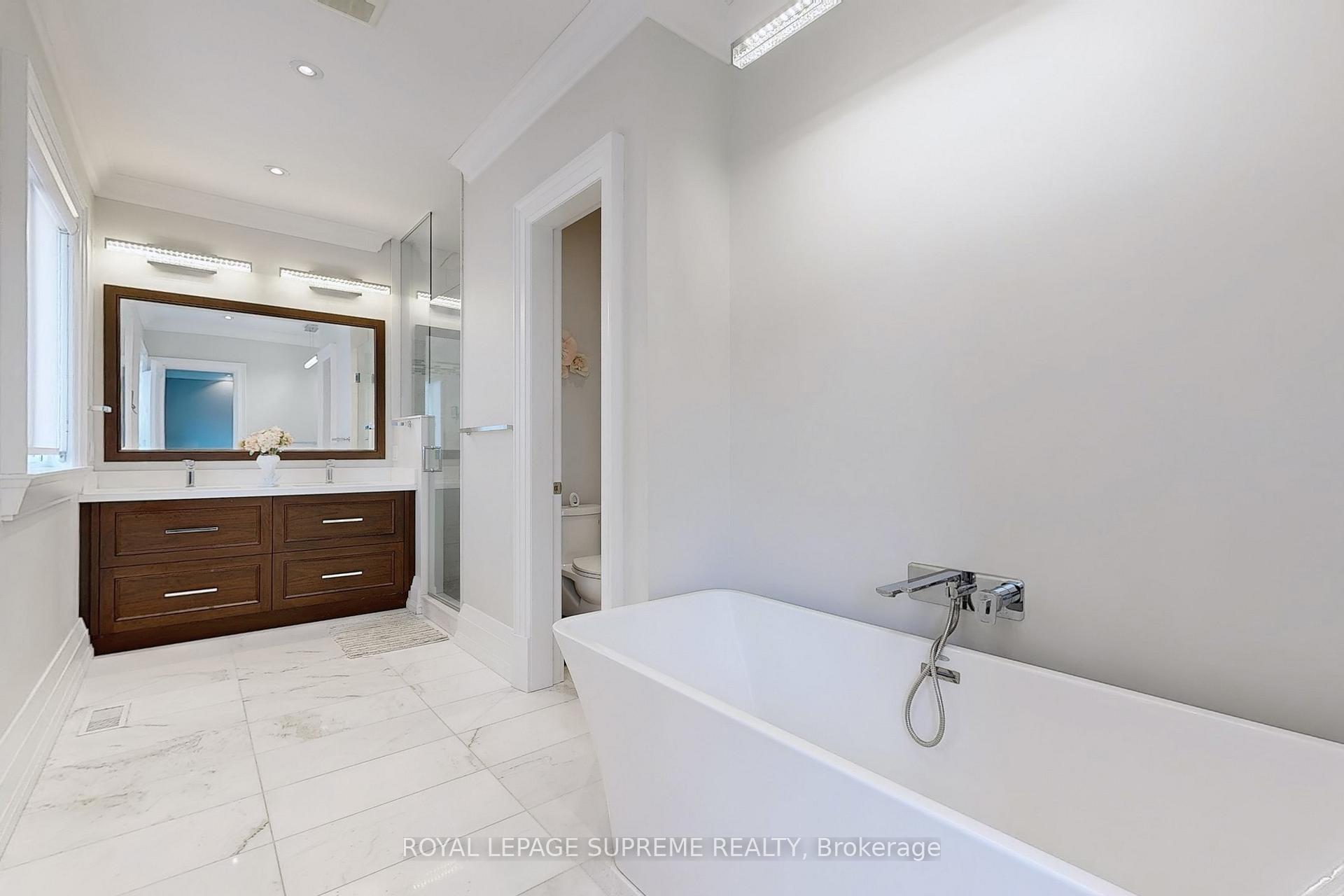 52B Cork Avenue, Toronto W04
