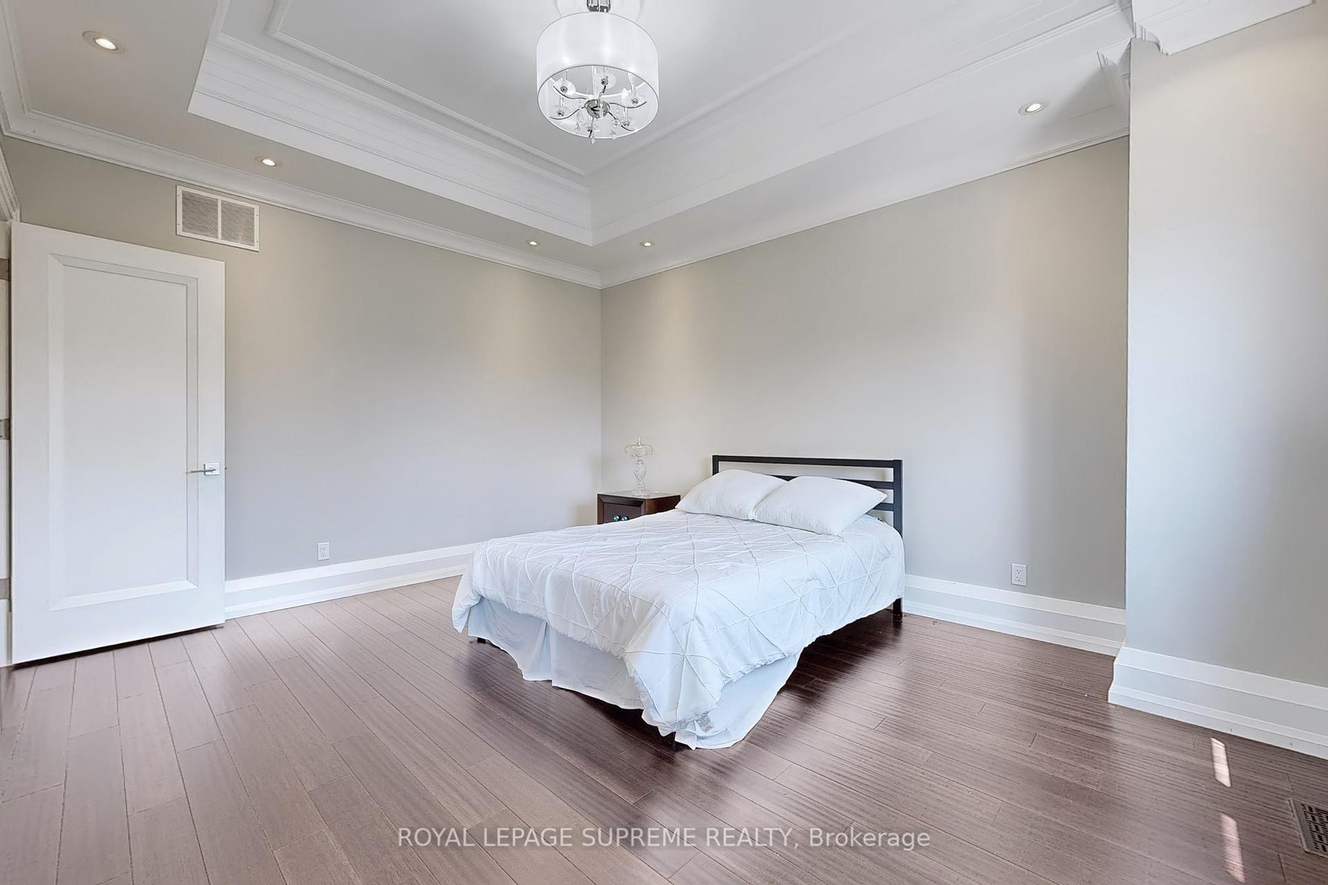 52B Cork Avenue, Toronto W04
