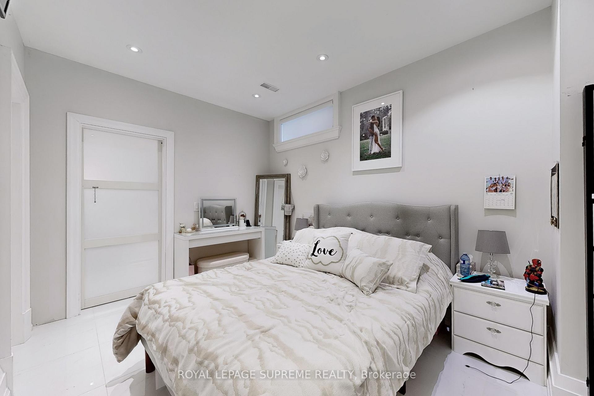 52B Cork Avenue, Toronto W04