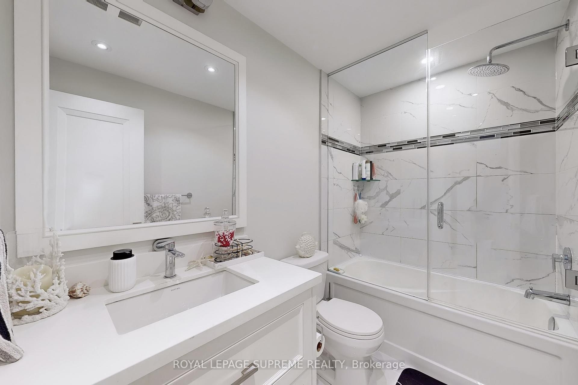 52B Cork Avenue, Toronto W04