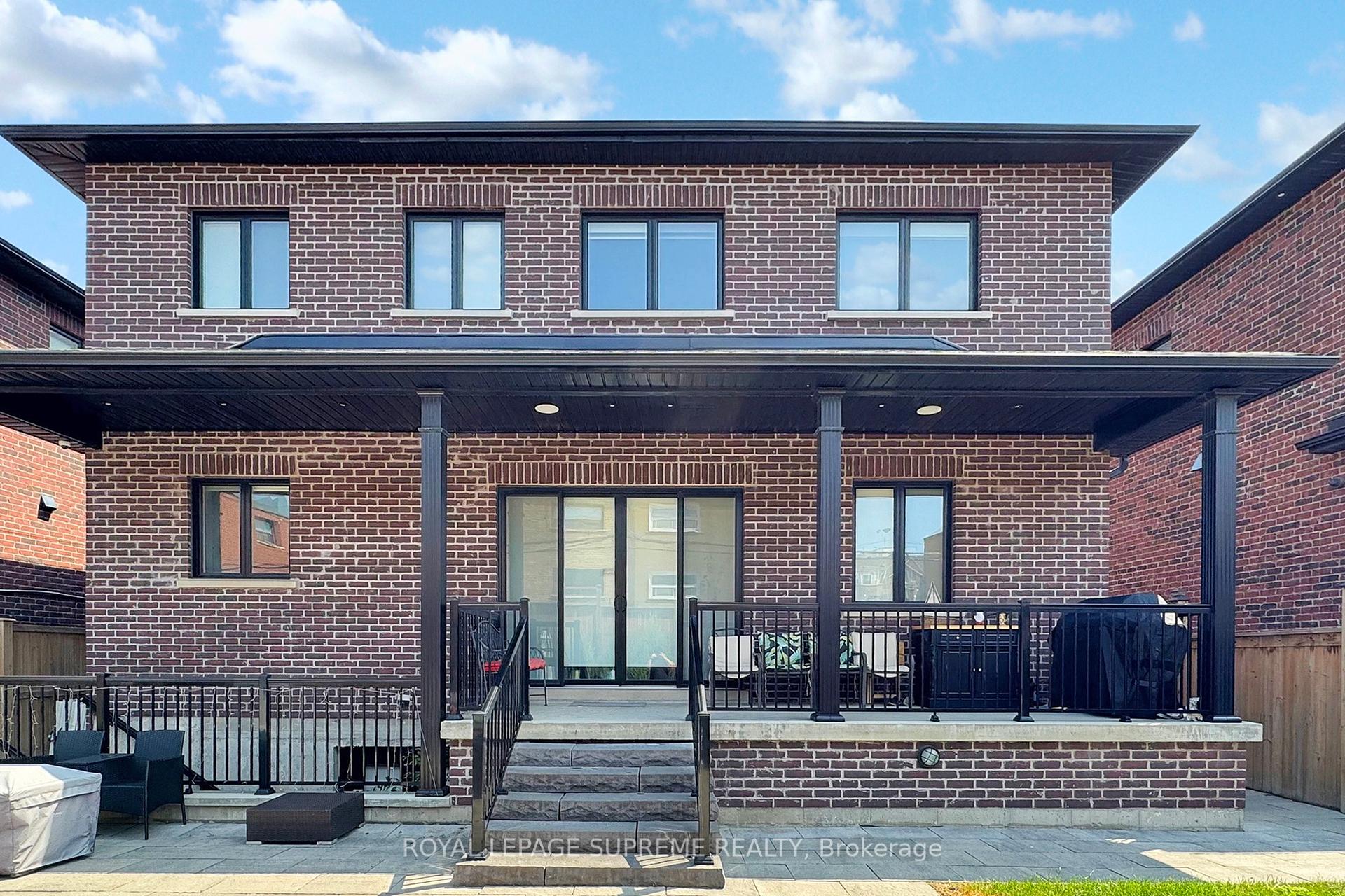 52B Cork Avenue, Toronto W04