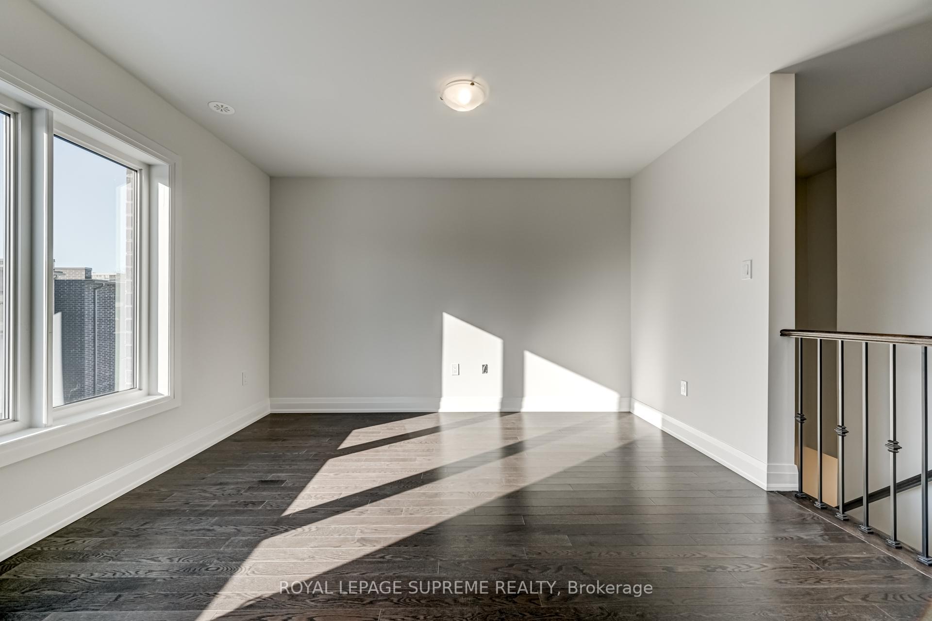 8 Wild Rose Gardens 2, Toronto W04 Unit: 2