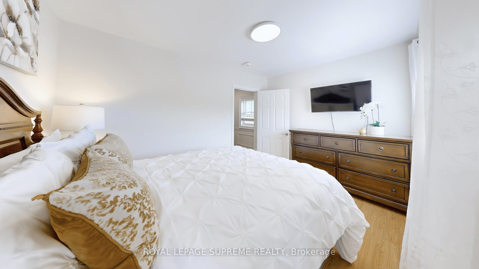 310 Nairn Avenue, Toronto W03