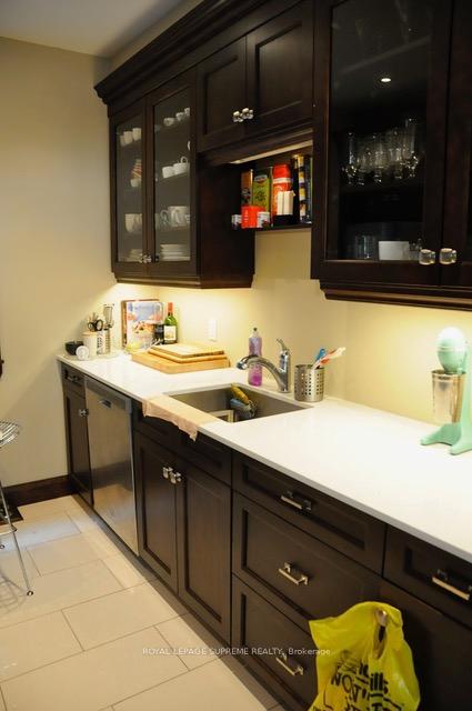 30 Glenholme Avenue 2nd Floor, Toronto W03 Unit: 2nd Floor