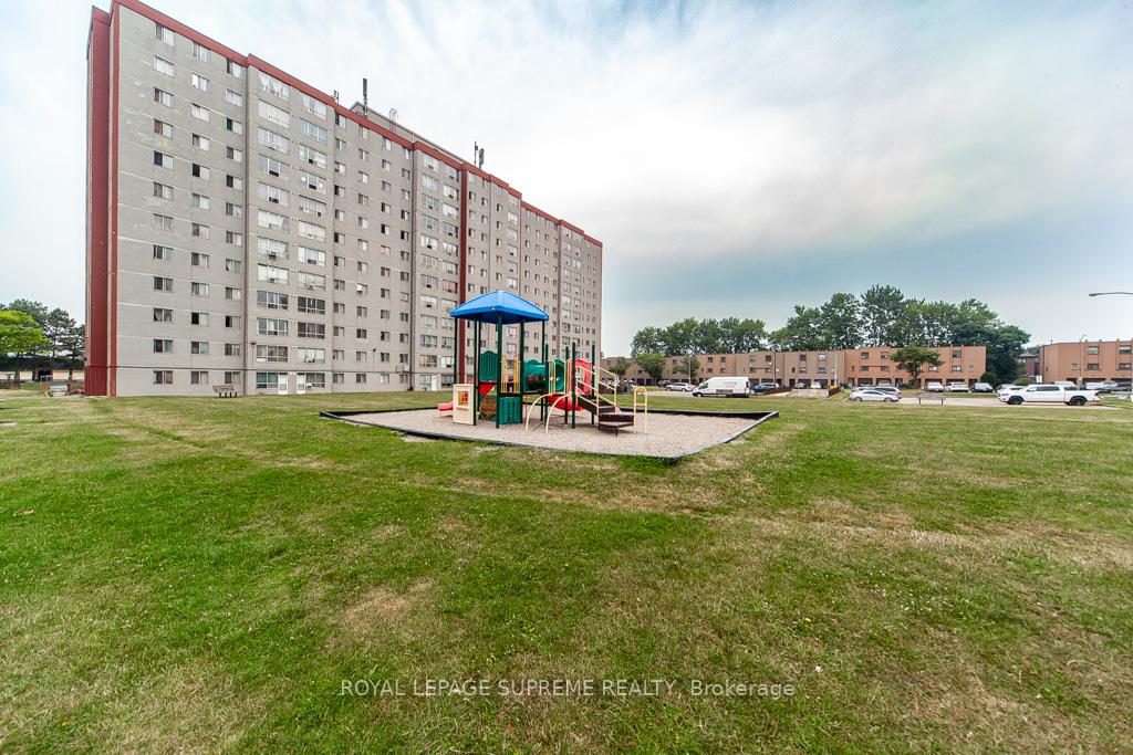940 Caledonia Road 908, Toronto W04 Unit: 908
