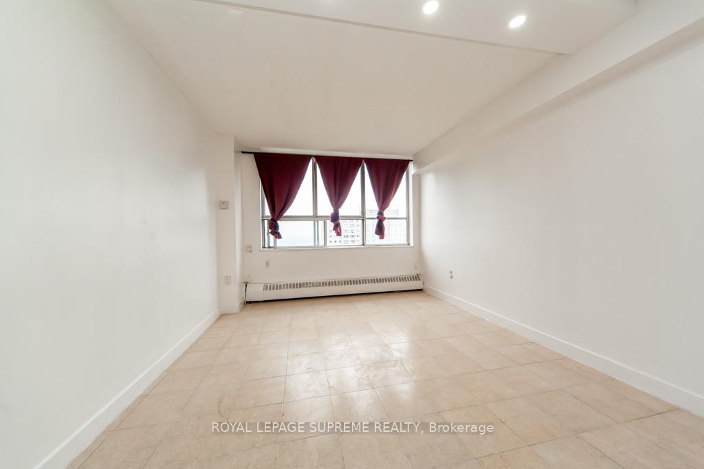 940 Caledonia Road 908, Toronto W04 Unit: 908