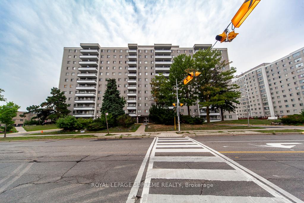 940 Caledonia Road 908, Toronto W04 Unit: 908