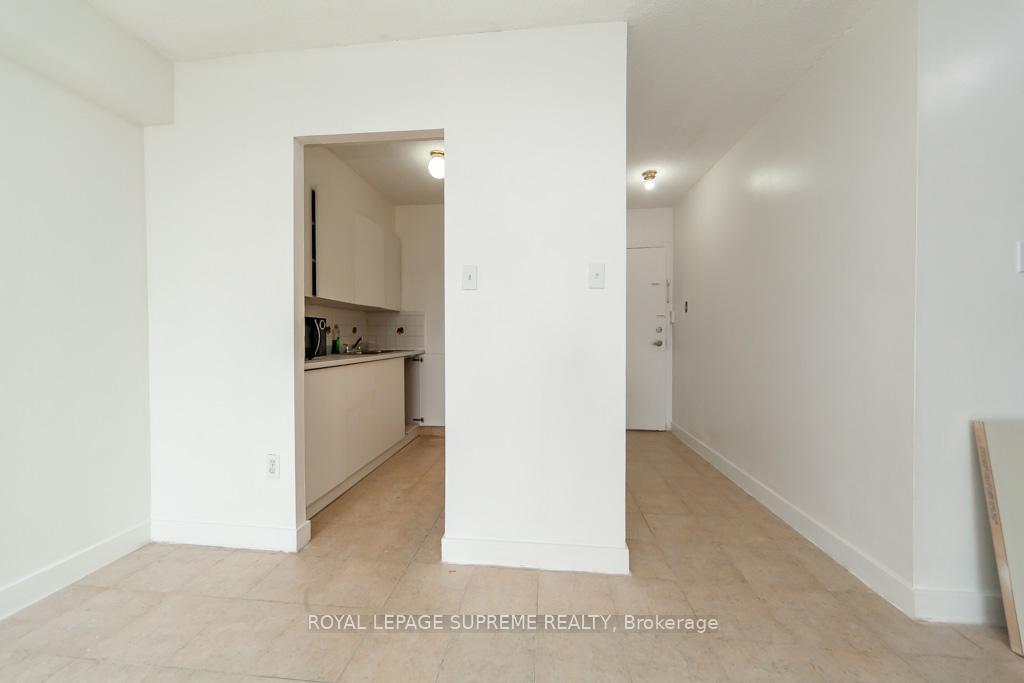 940 Caledonia Road 908, Toronto W04 Unit: 908