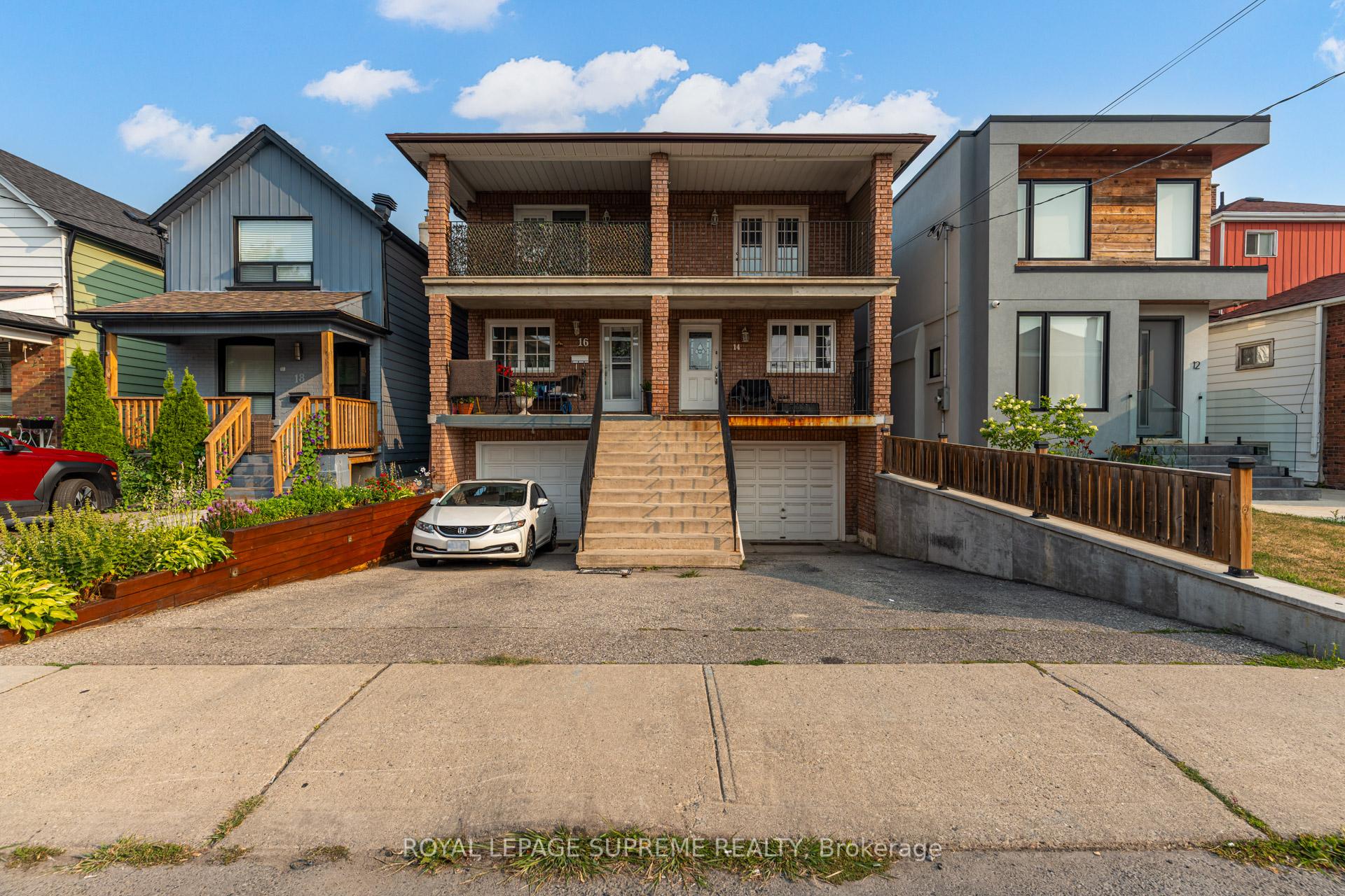 14 Thornton Avenue 2nd floor, Toronto W03 Unit: 2nd floor