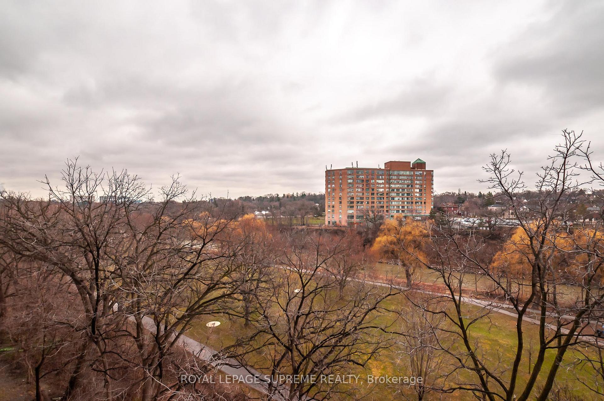 2130 Weston Road 501, Toronto W04 Unit: 501