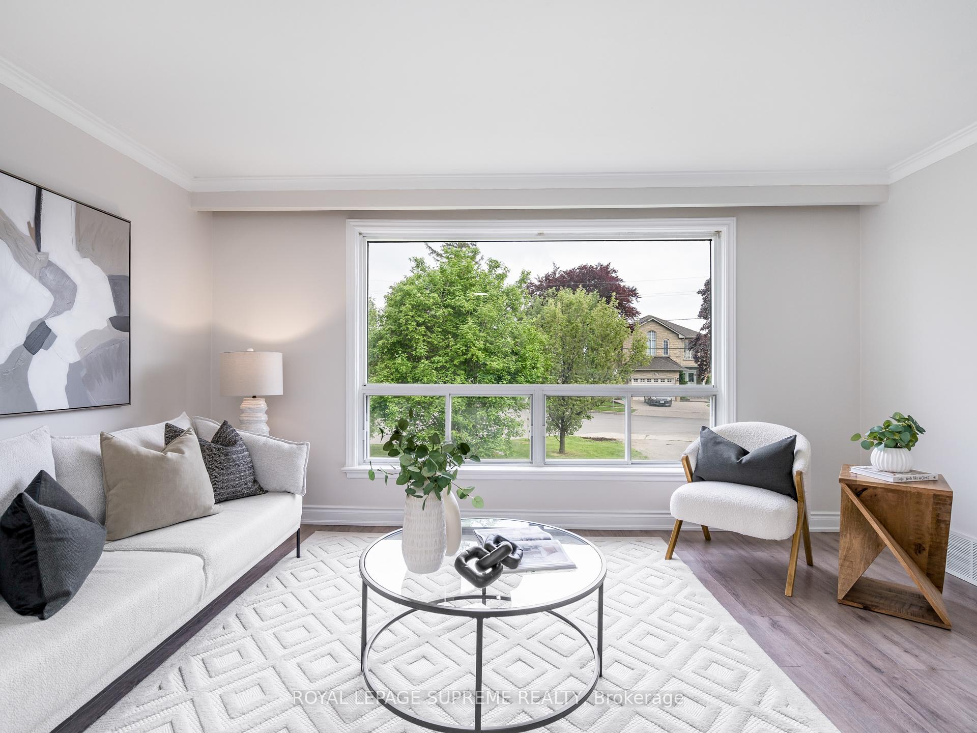 40 Cartwright Avenue, Toronto W04