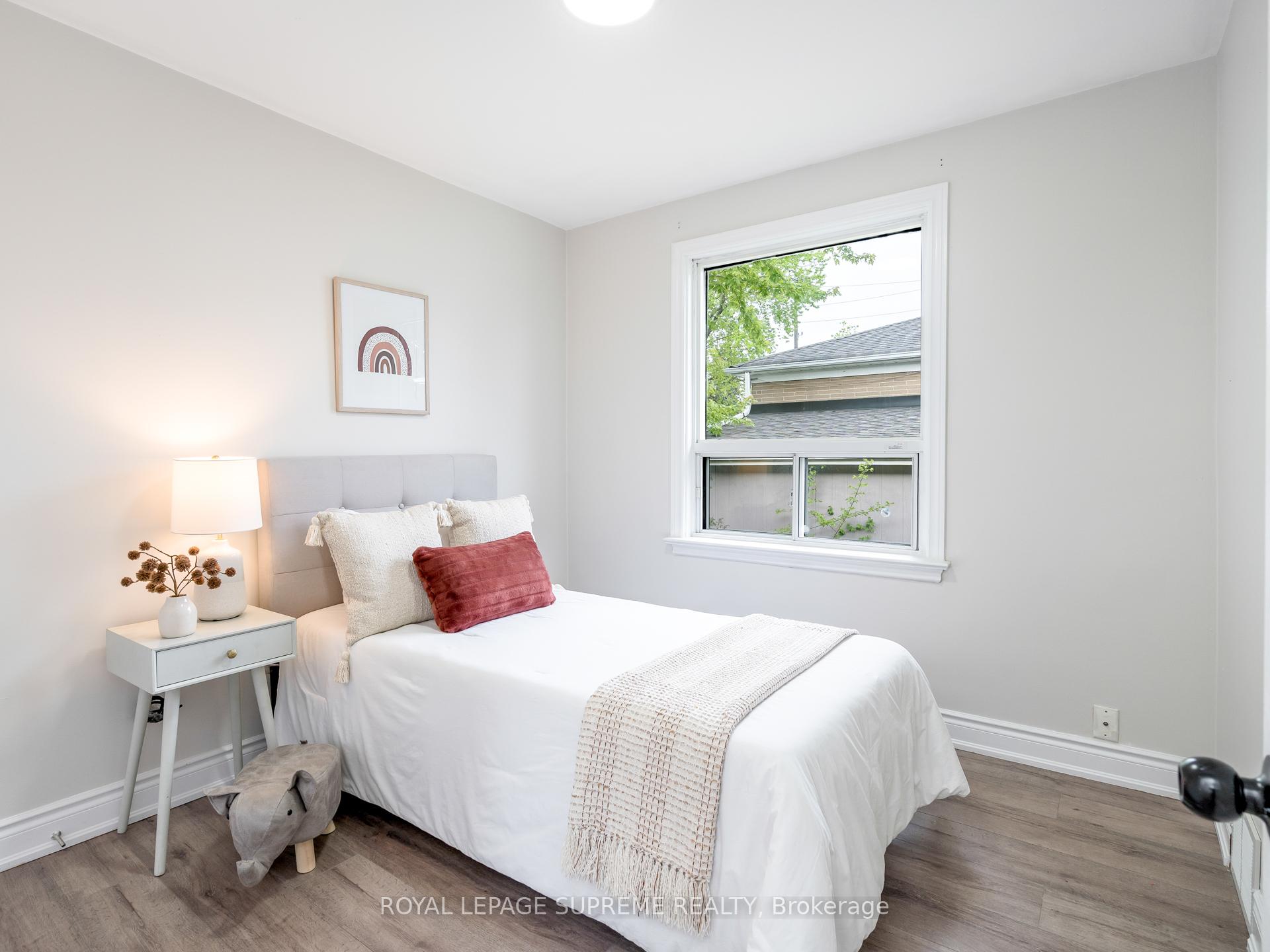 40 Cartwright Avenue, Toronto W04