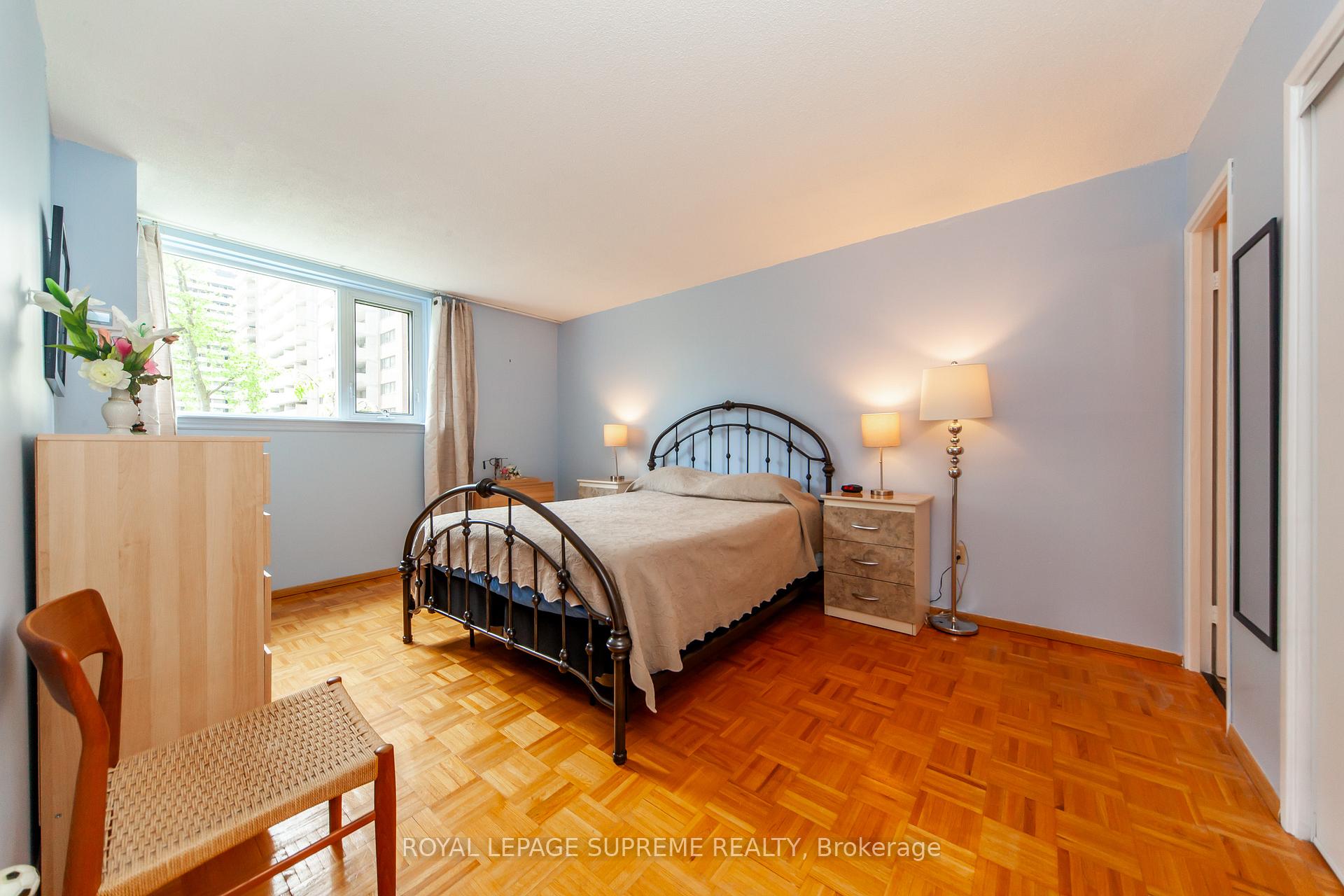 270 Scarlett Road 205