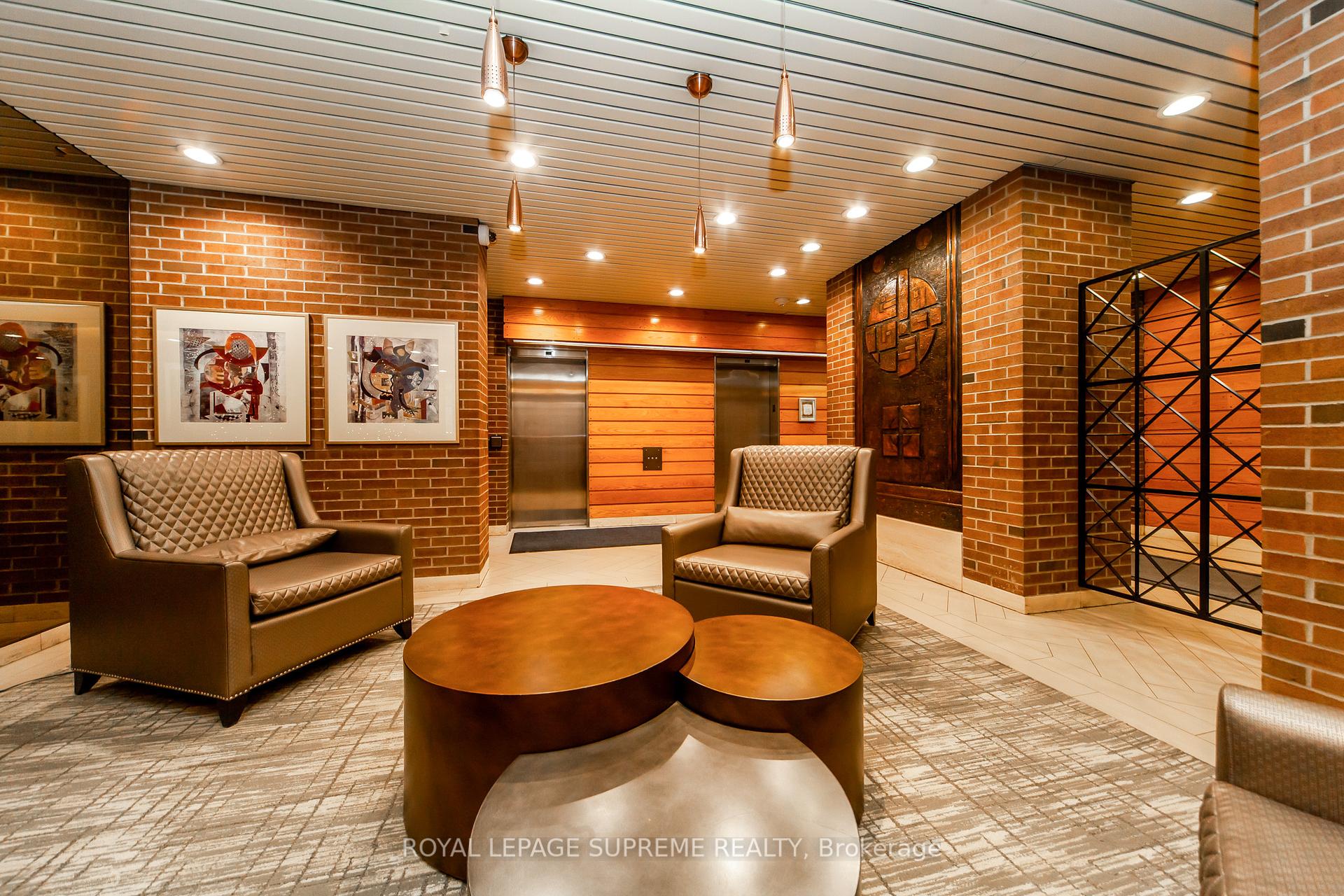 270 Scarlett Road 205