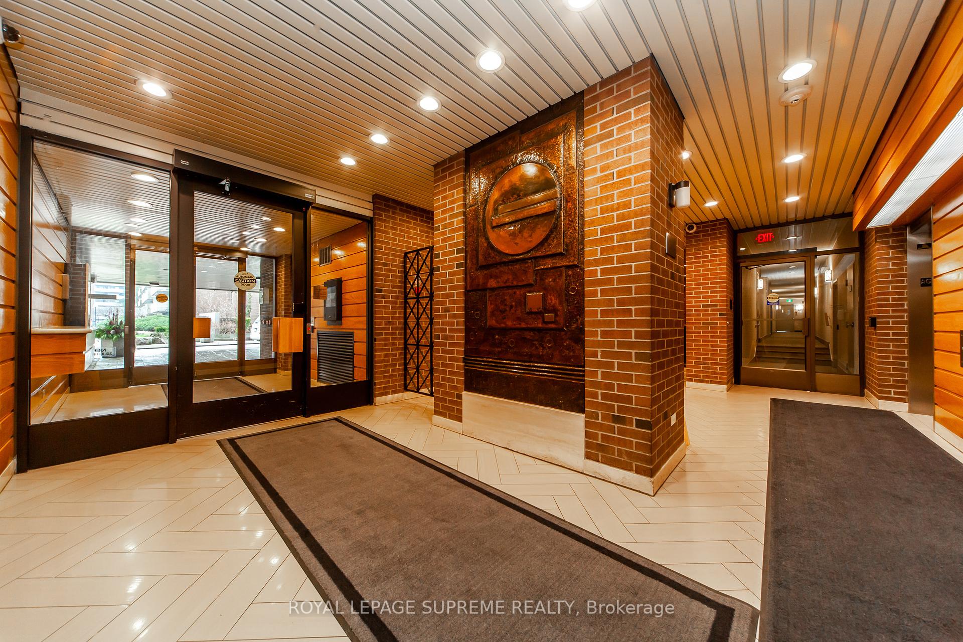 270 Scarlett Road 205
