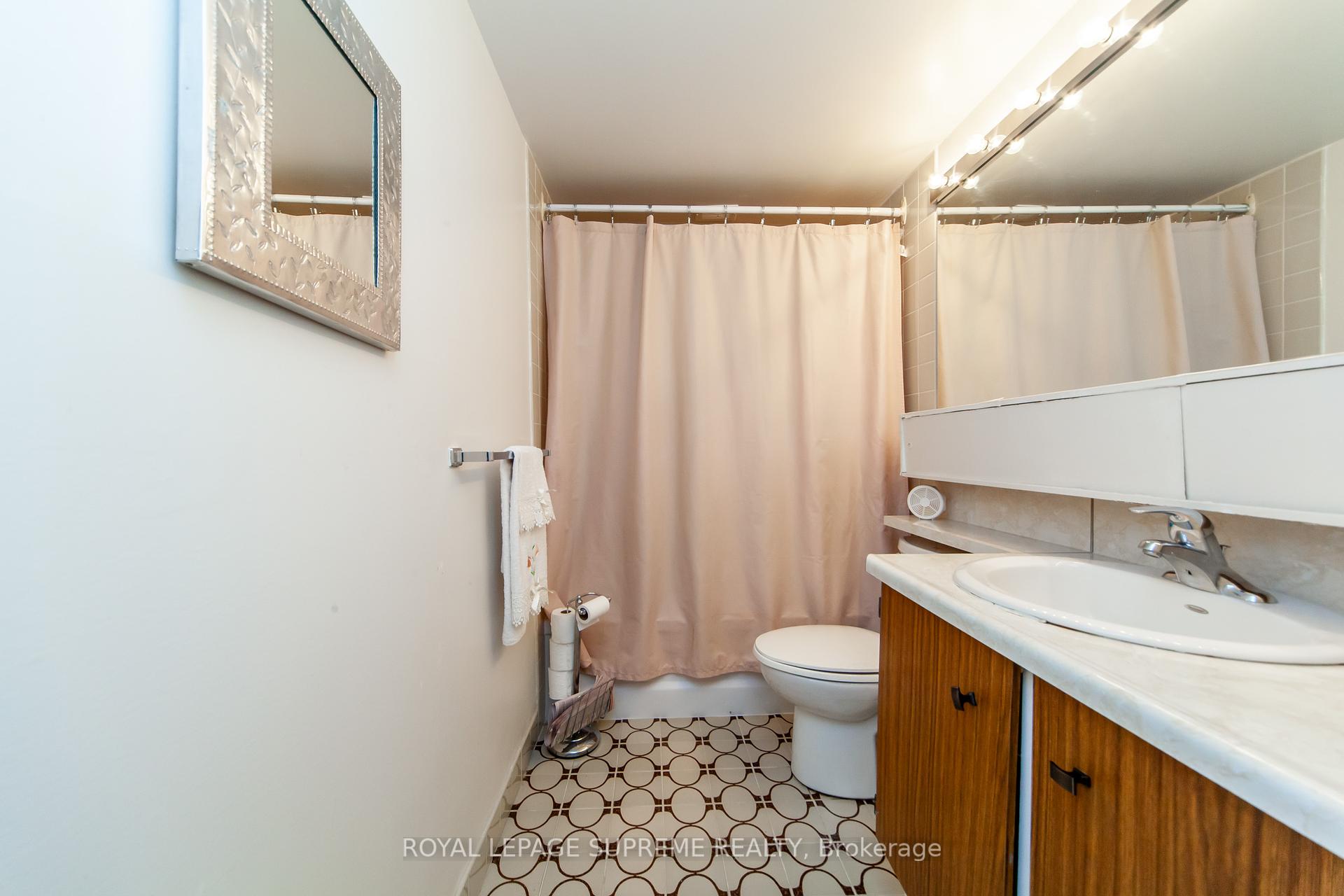 270 Scarlett Road 205