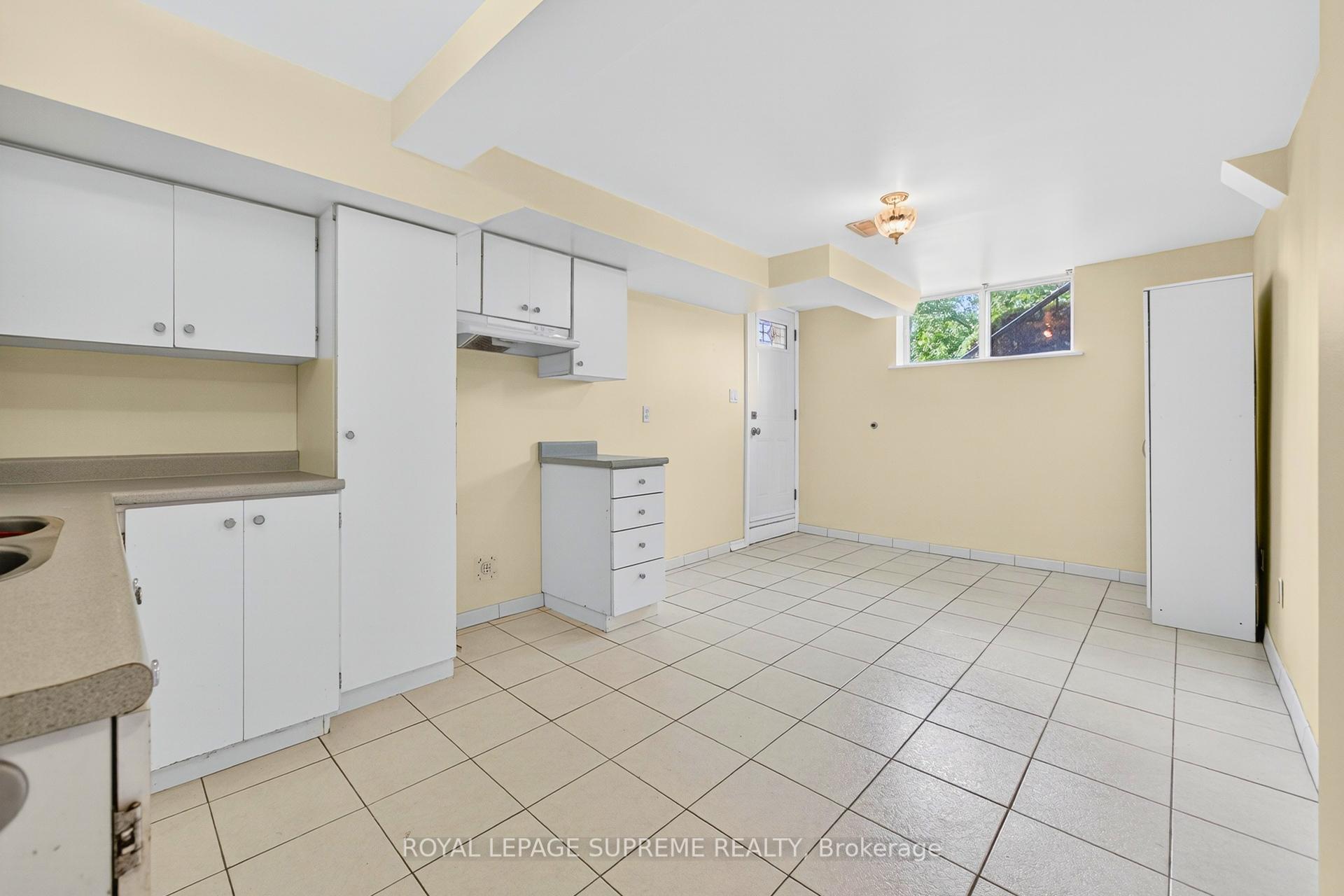 75 Windhill Crescent