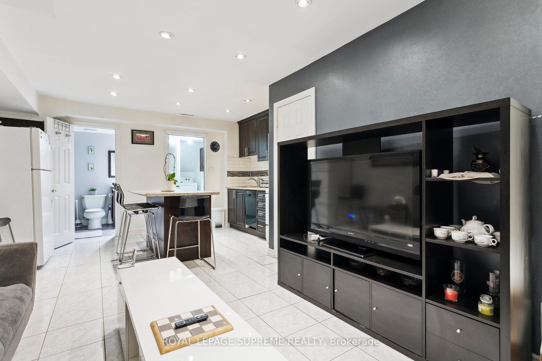 26 Guestville Avenue