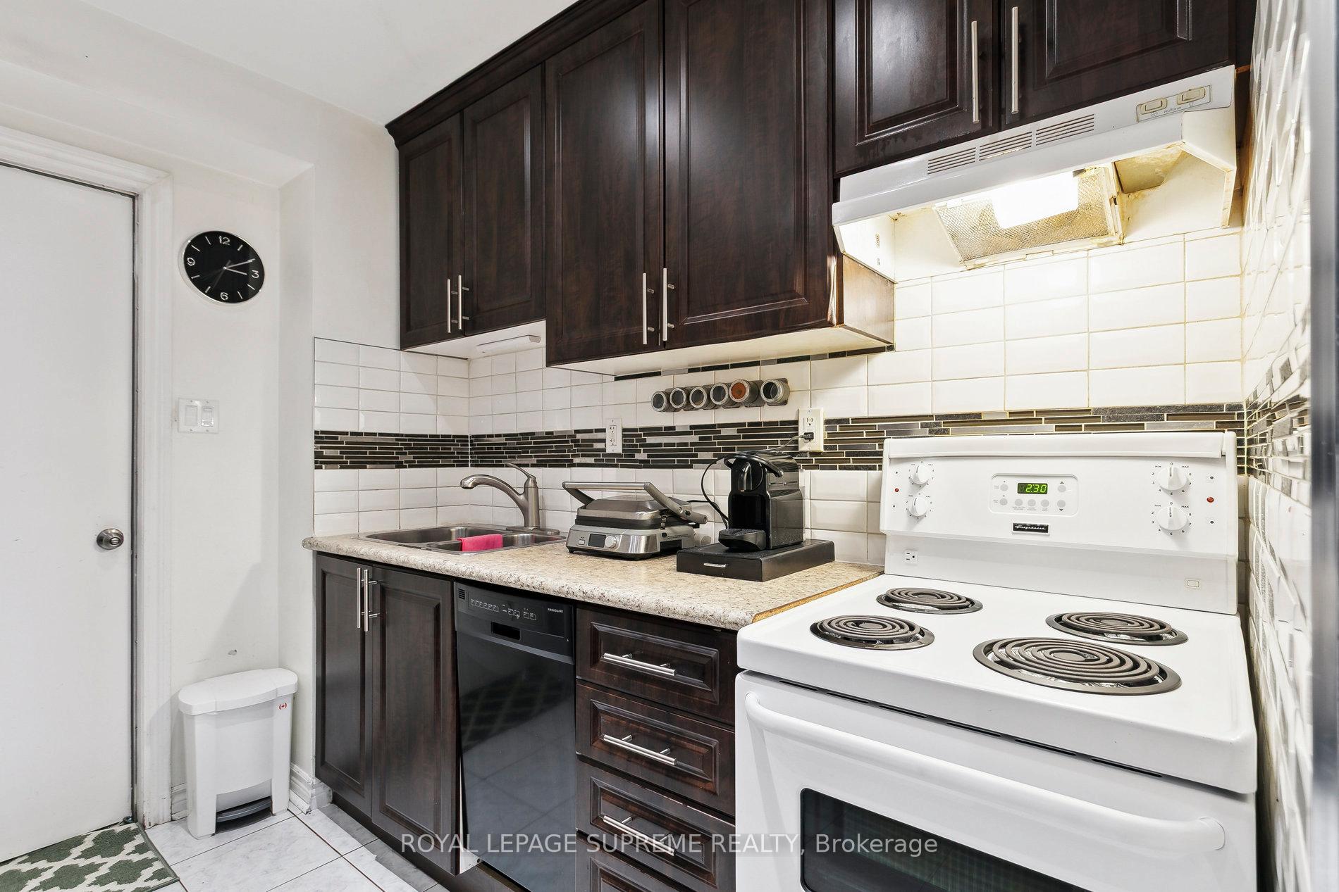 26 Guestville Avenue