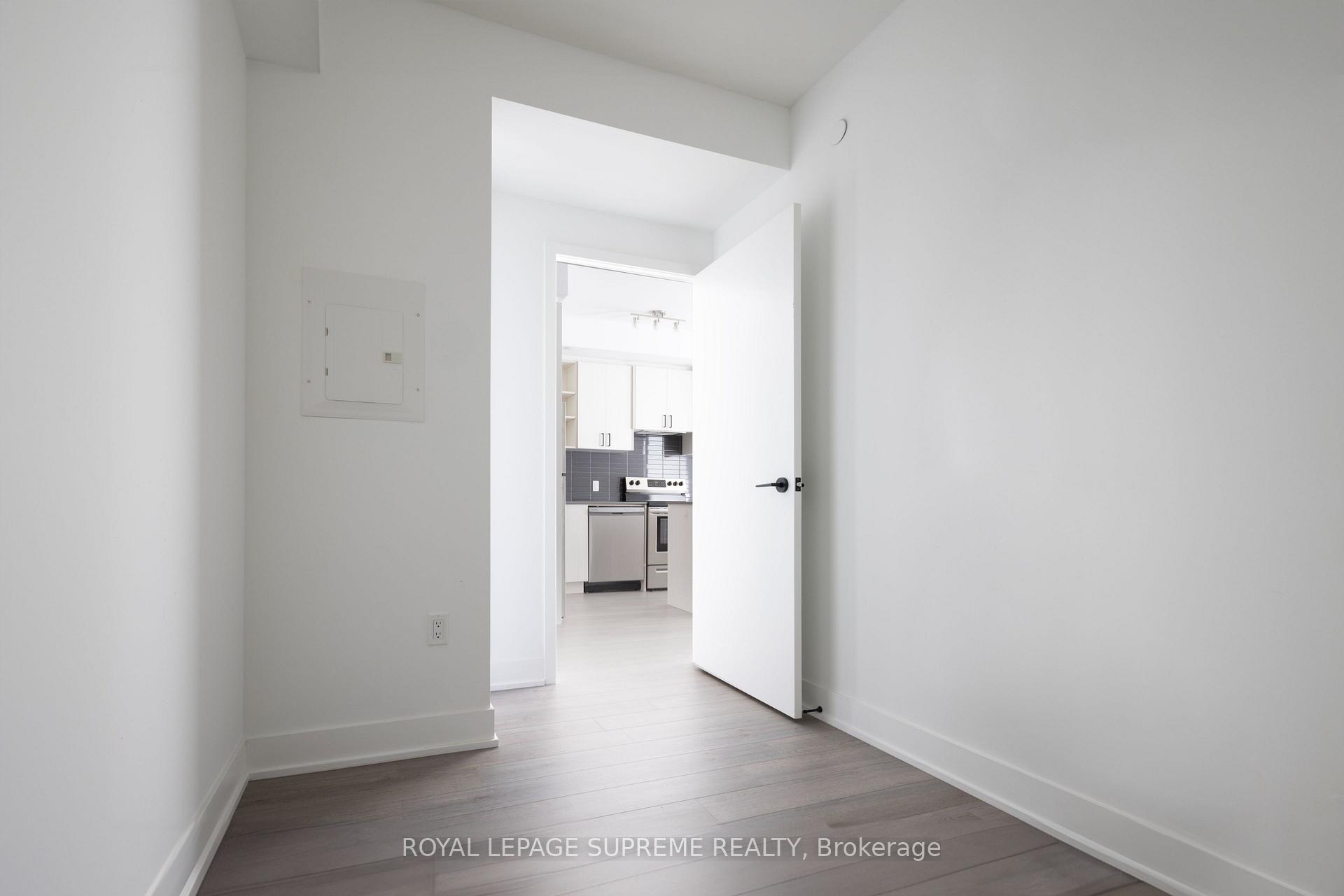 60 George Butchart Drive 618