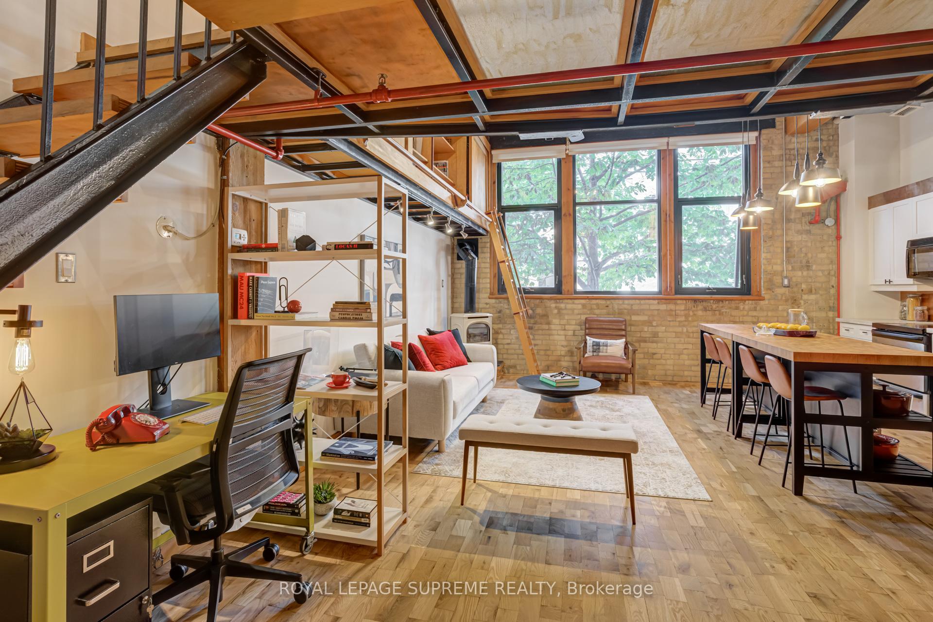 371 Wallace Avenue 10