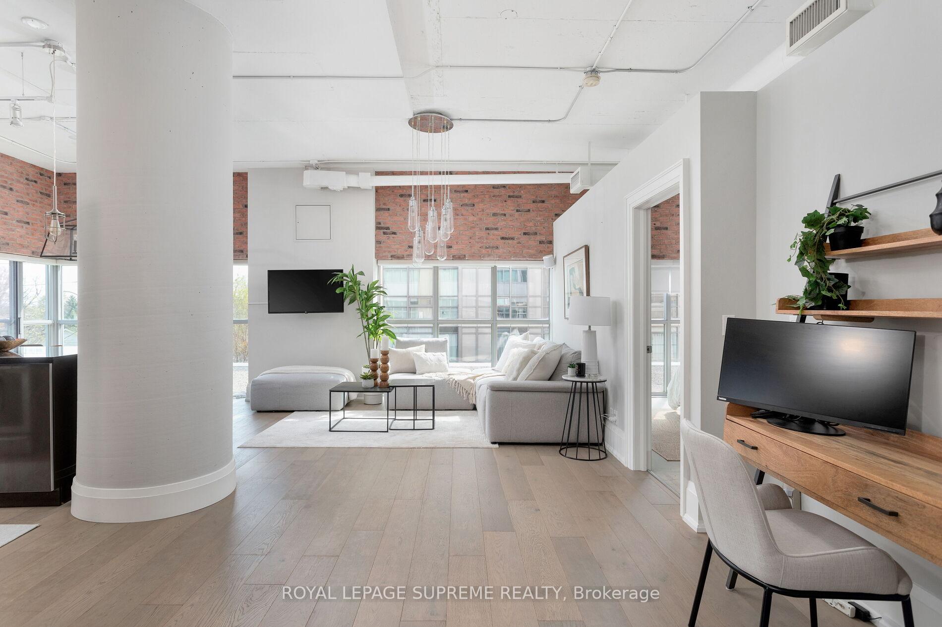 2 Fieldway Road 209