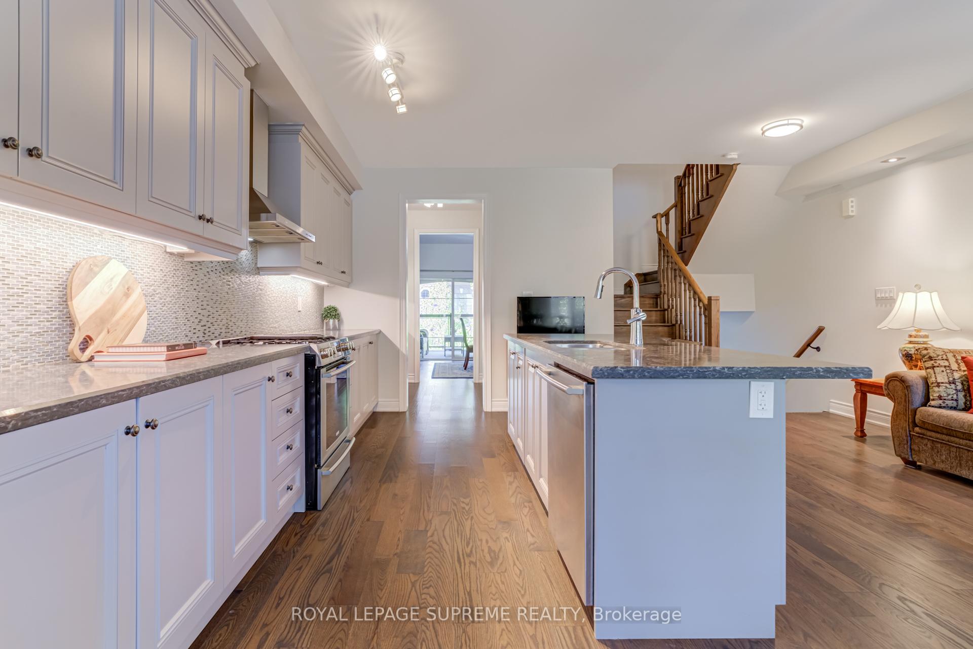 53 Dryden Way
