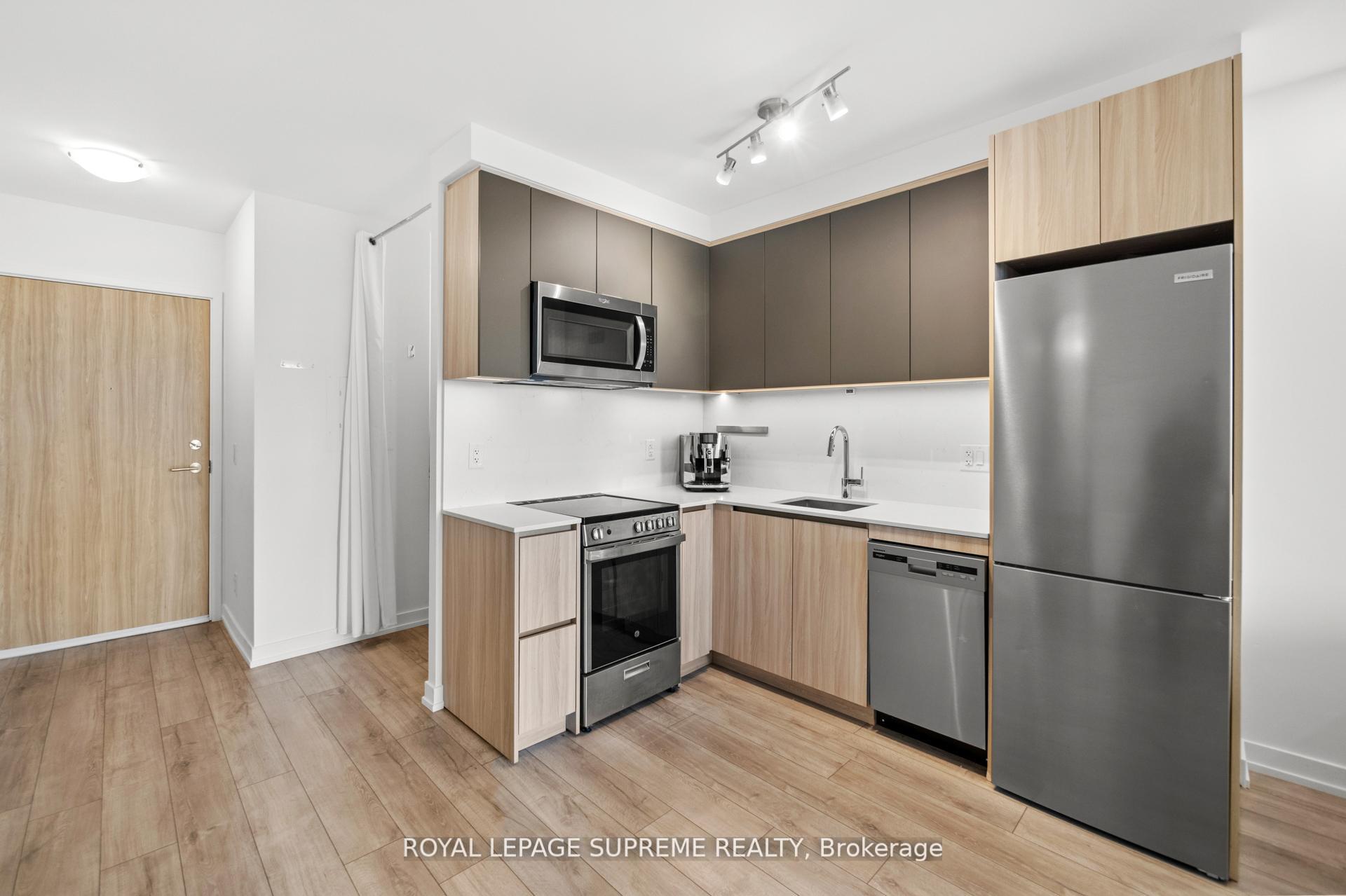 3100 Keele Street 925
