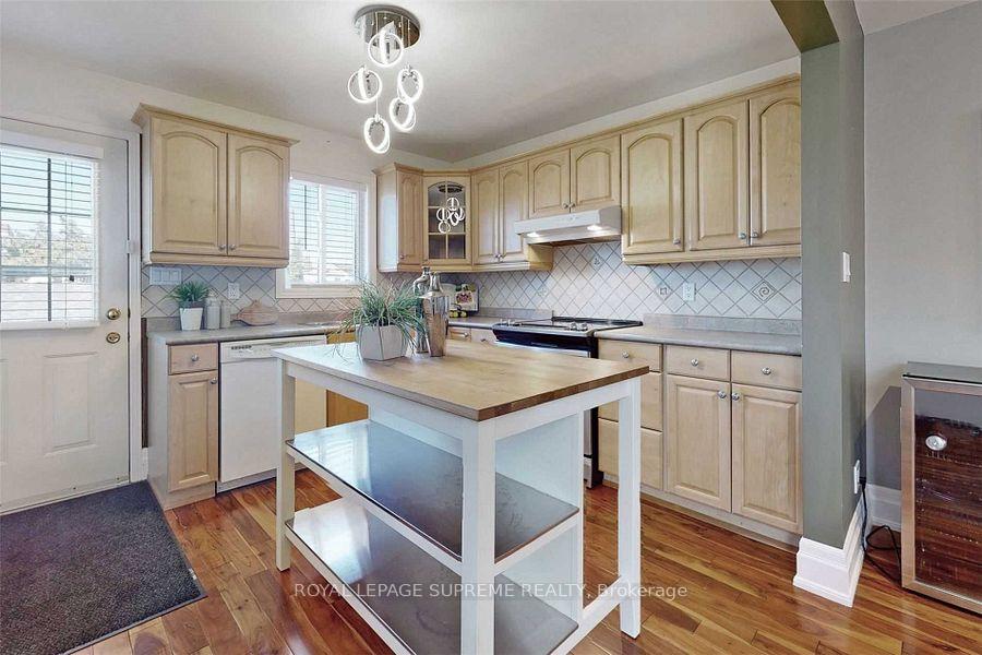 216 Silverthorn Avenue Main & Second Floor