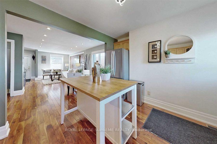 216 Silverthorn Avenue Main & Second Floor