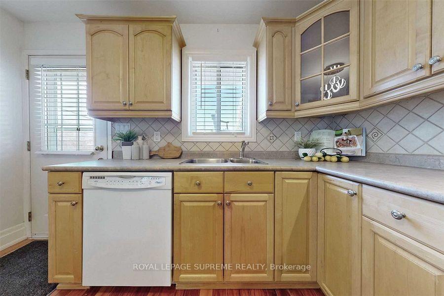 216 Silverthorn Avenue Main & Second Floor
