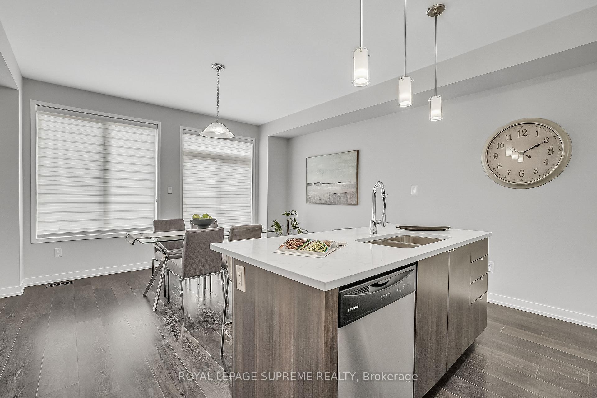 182 Huguenot Road
