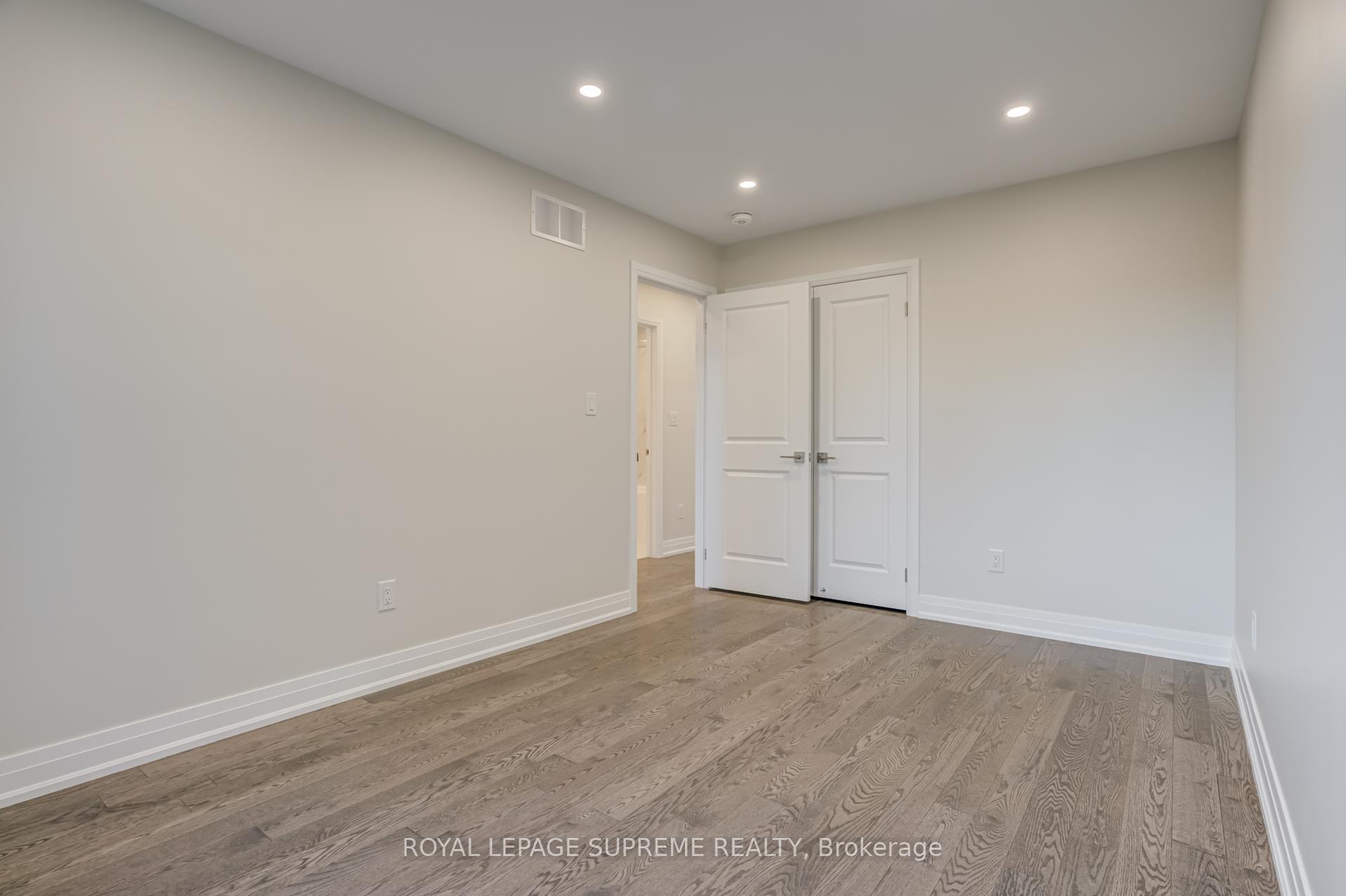 83 Clairton Crescent