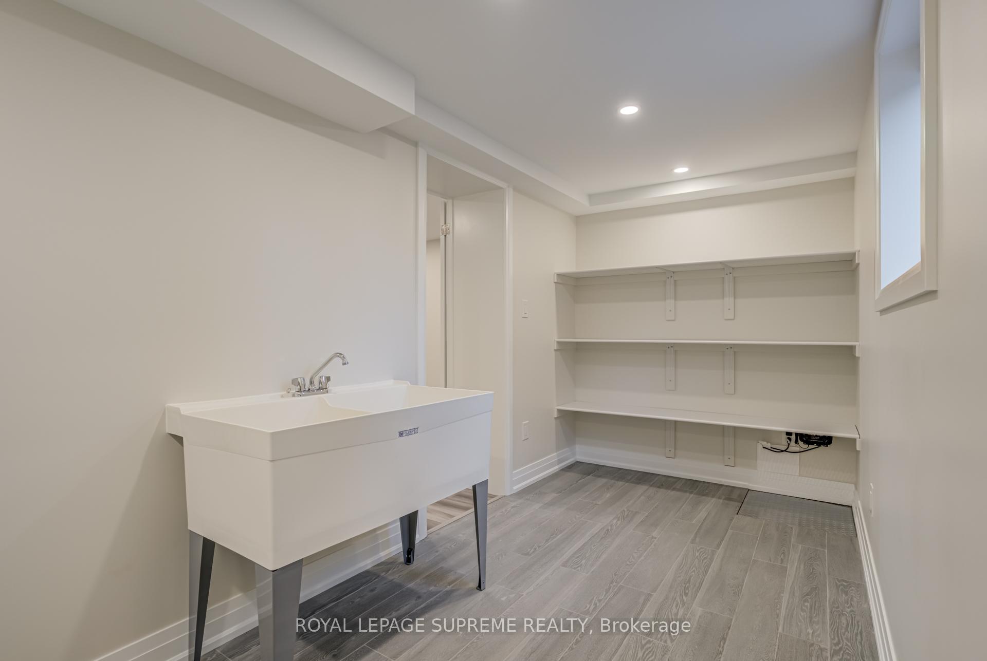 83 Clairton Crescent