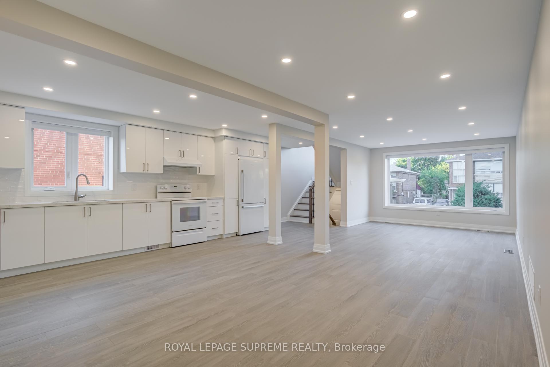 83 Clairton Crescent