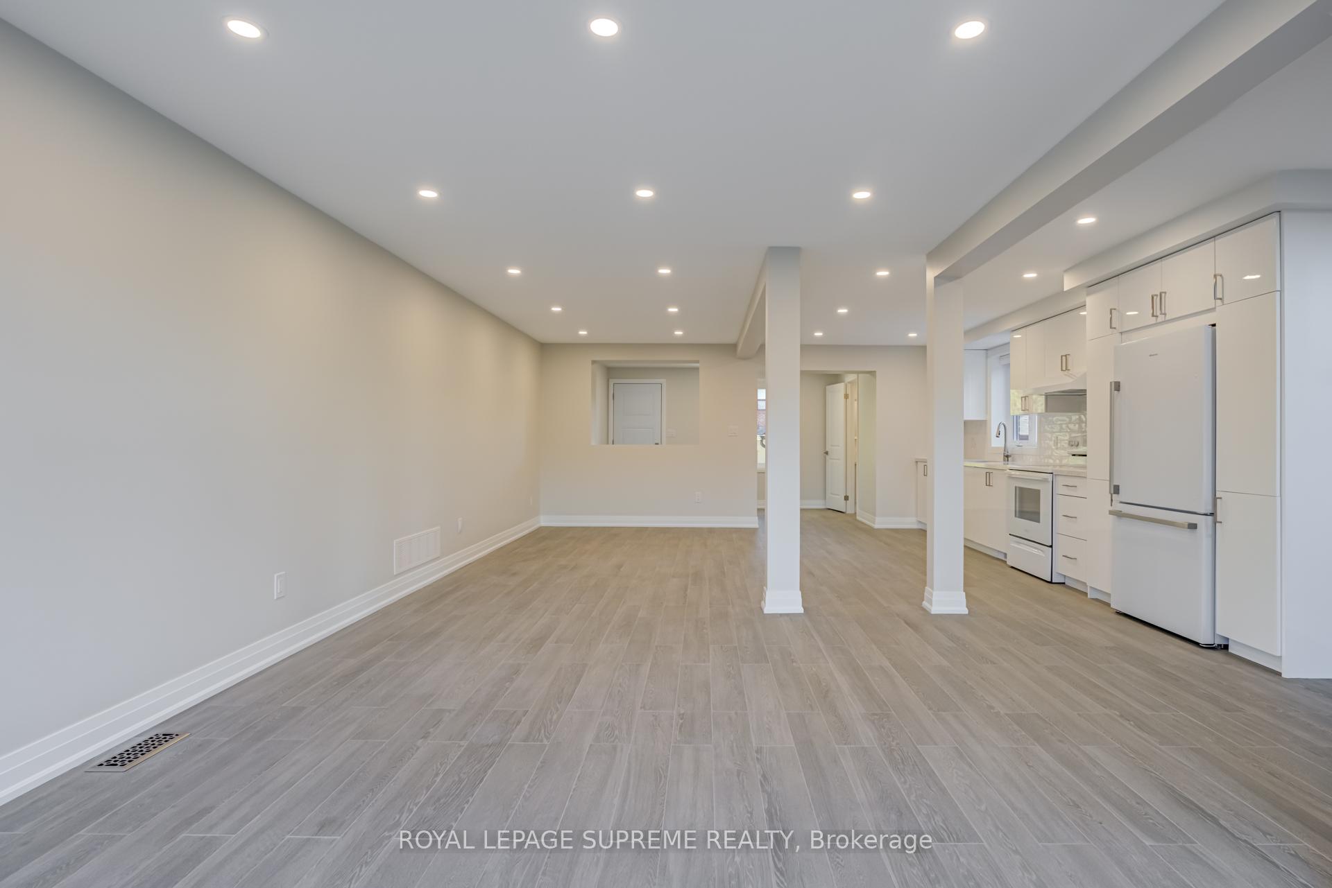 83 Clairton Crescent